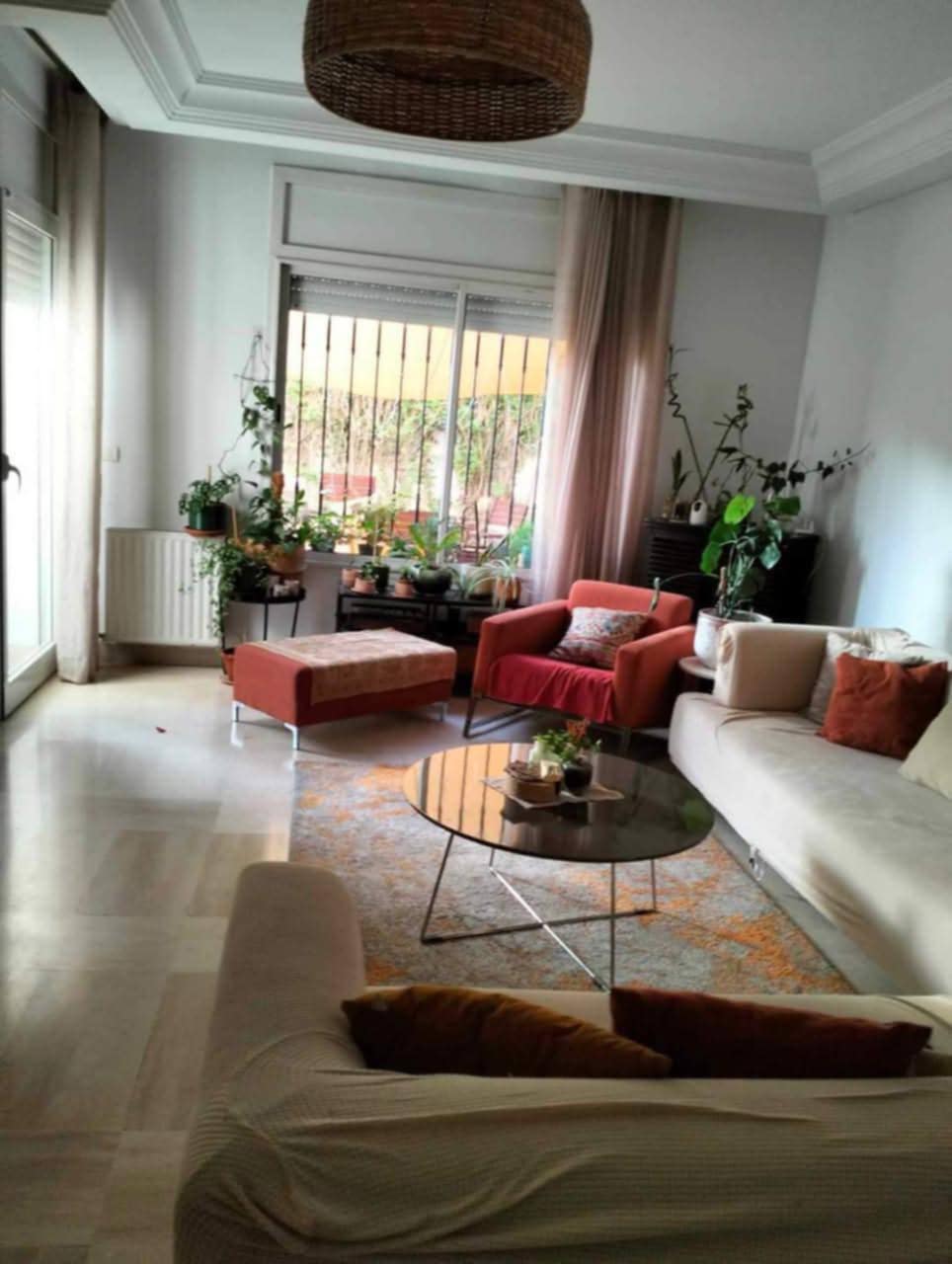 La Soukra&nbsp;La Soukra&nbsp;Vente&nbsp;Appart. 3 pi�ces&nbsp;Un appart r2 a la soukra