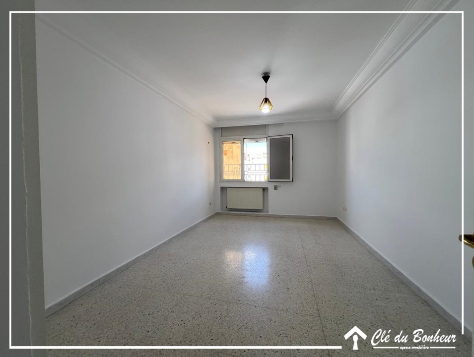 Ain Zaghouan&nbsp;Ain Zaghouan&nbsp;Vente&nbsp;Appart. 2 pi�ces&nbsp;Appartement avec terrasse � ain zaghouen nord