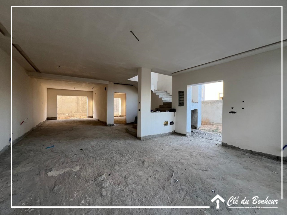 La Soukra&nbsp;La Soukra&nbsp;Vente&nbsp;Maisons&nbsp;Deux villas inachev�es � rue du parc