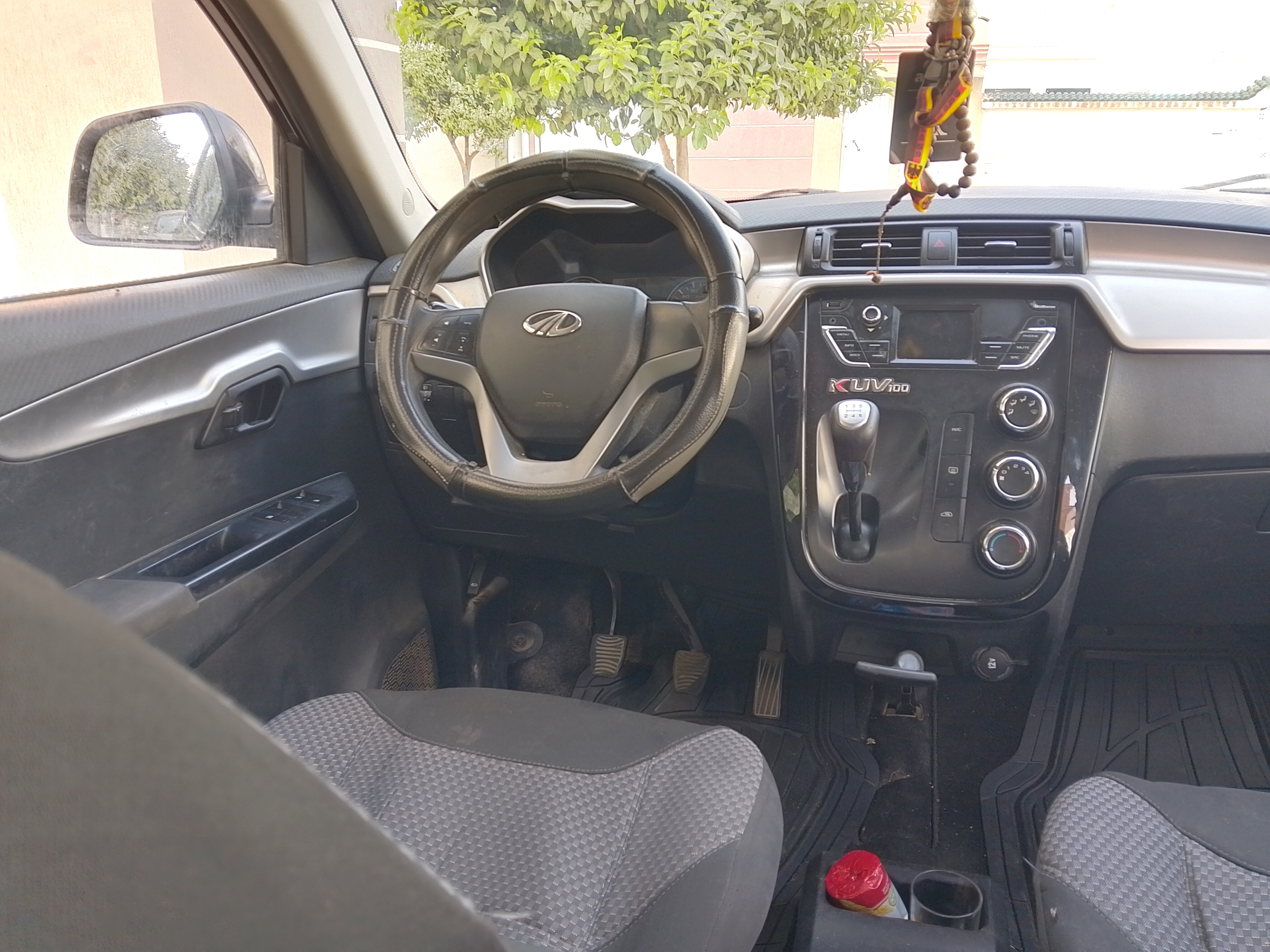 Soliman&nbsp;Soliman&nbsp;Mahindra&nbsp;Autre Mod�le&nbsp;Mahindra kuv100 1�re main
