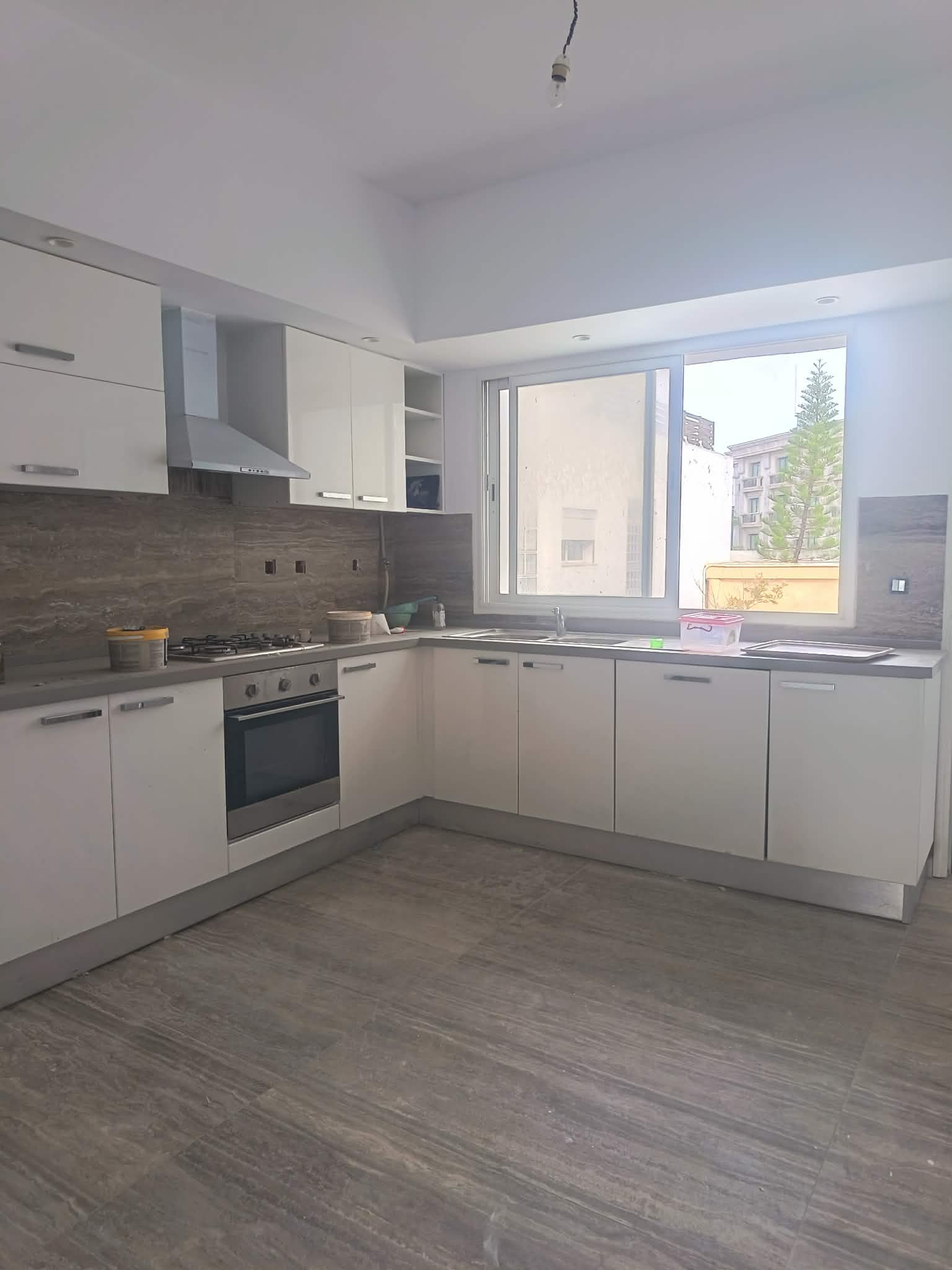La Marsa&nbsp;Berge Du Lac&nbsp;Vente&nbsp;Appart. 5 pi�ces+&nbsp;Un appartement la perle