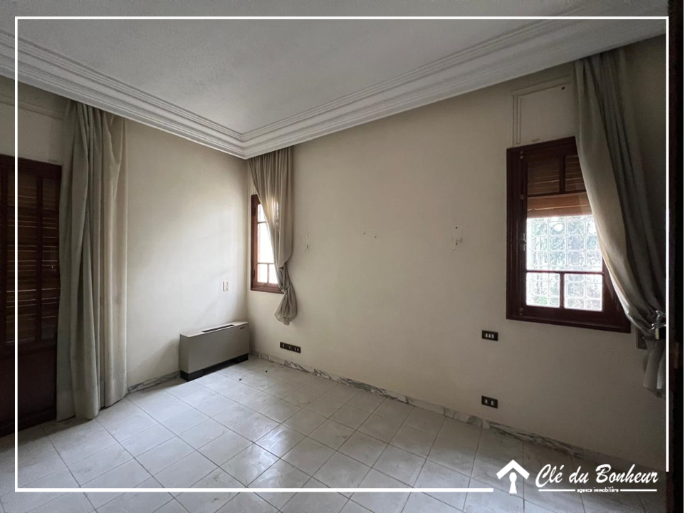 Ariana Ville&nbsp;Ariana&nbsp;Vente&nbsp;Appart. 4 pi�ces&nbsp;Une superbe villa � ariana