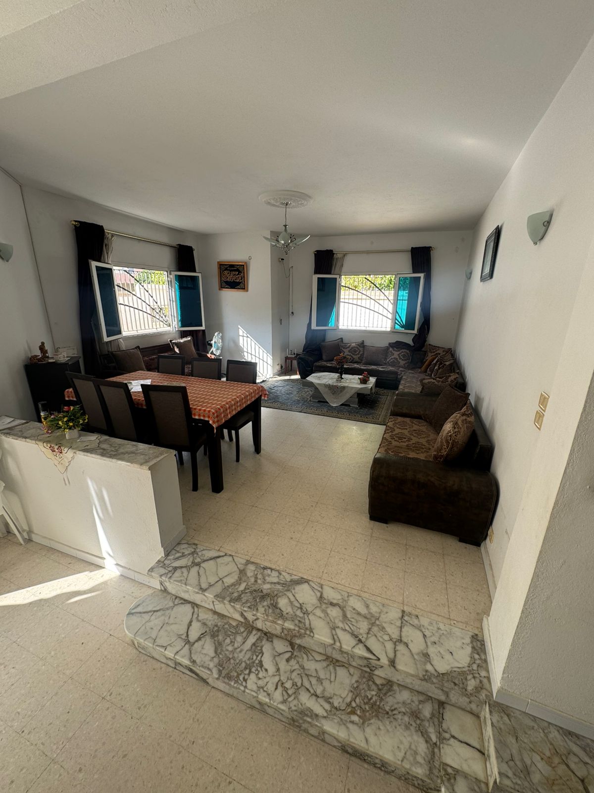 Sousse Jaouhara&nbsp;Cite Sidi Abdelhamid&nbsp;Vente&nbsp;Maisons&nbsp;Villa spacieuse avec jardin