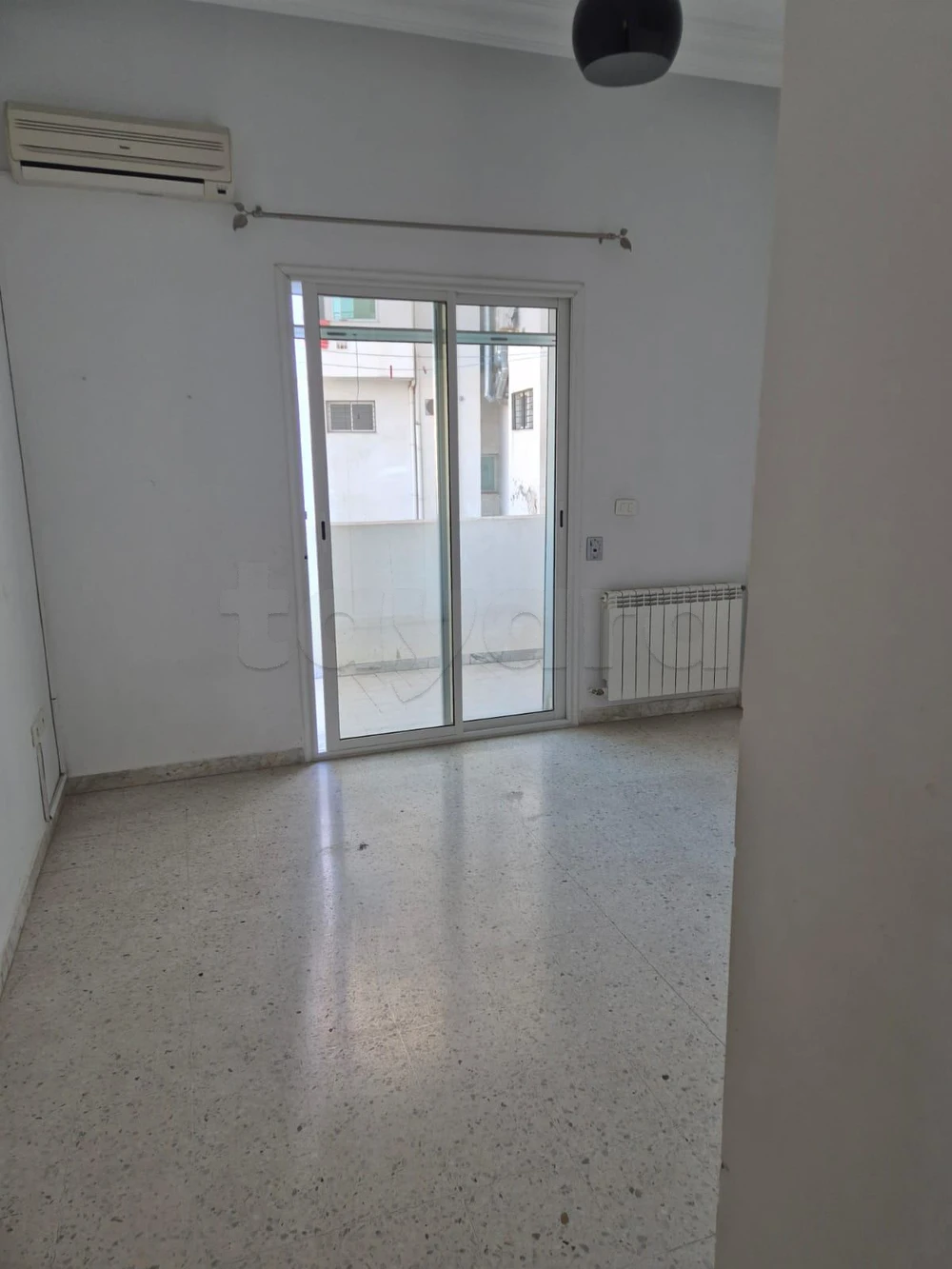 Ariana Ville&nbsp;Ariana&nbsp;Location&nbsp;Appart. 4 pi�ces&nbsp;Jolie appartement haut standing