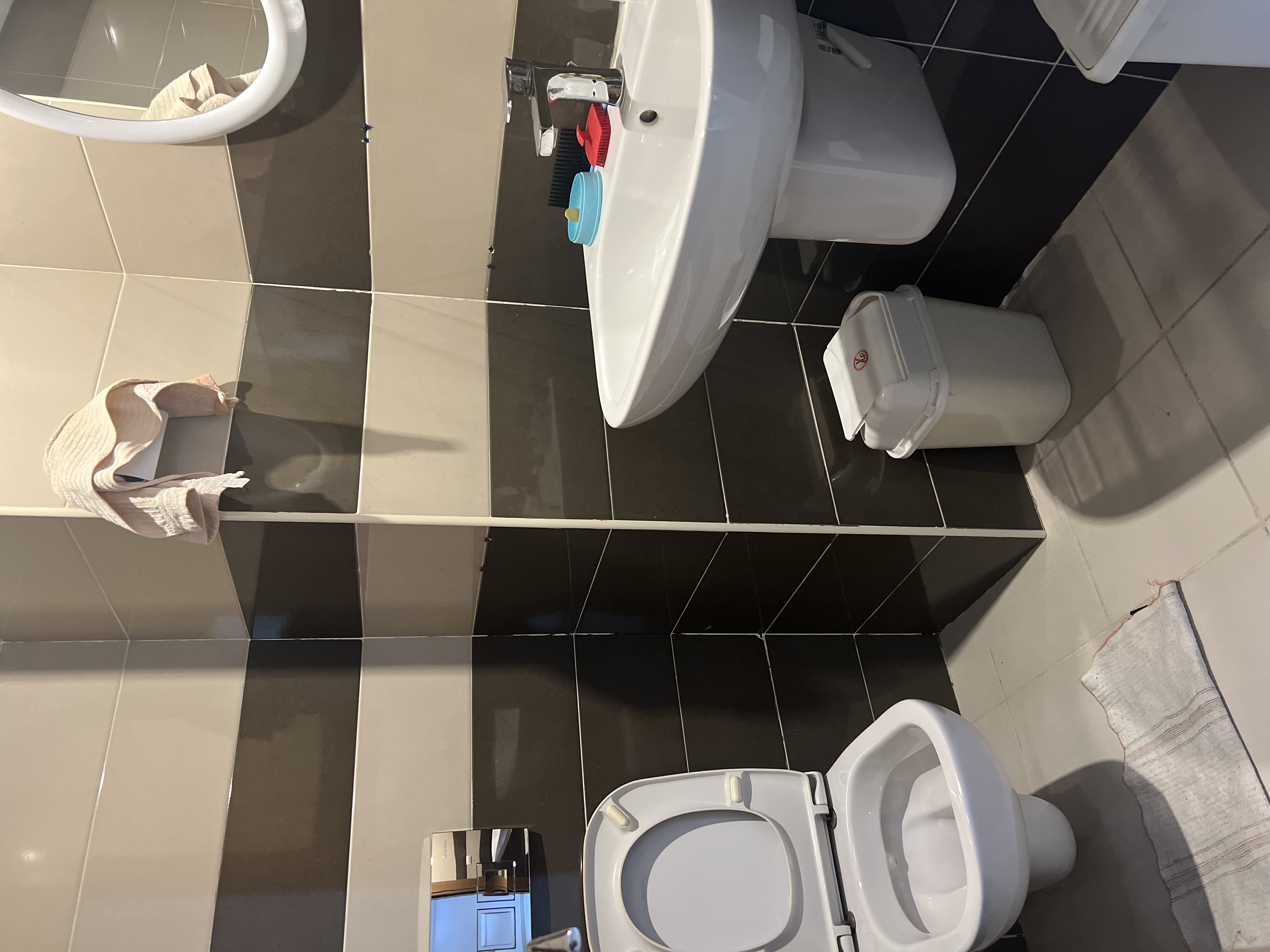 Cite El Khadra&nbsp;Zone urbaine nord&nbsp;Bureaux & Commerces&nbsp;Bureau&nbsp;Bureau h3 haut standing au centre urbain nord