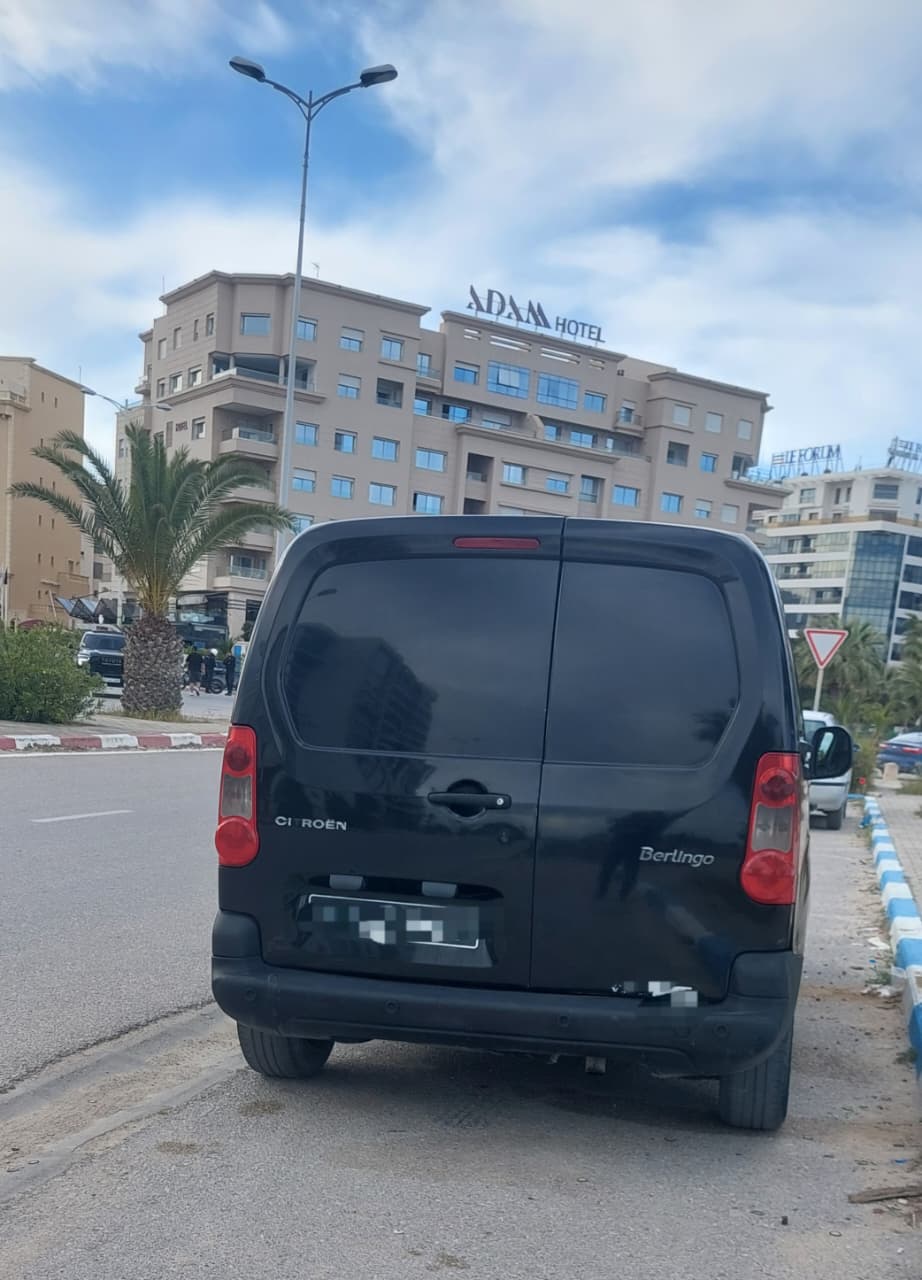 El Hrairia&nbsp;Cite Errachidia&nbsp;Citroen&nbsp;Berlingo&nbsp;B9 en bonne �tat