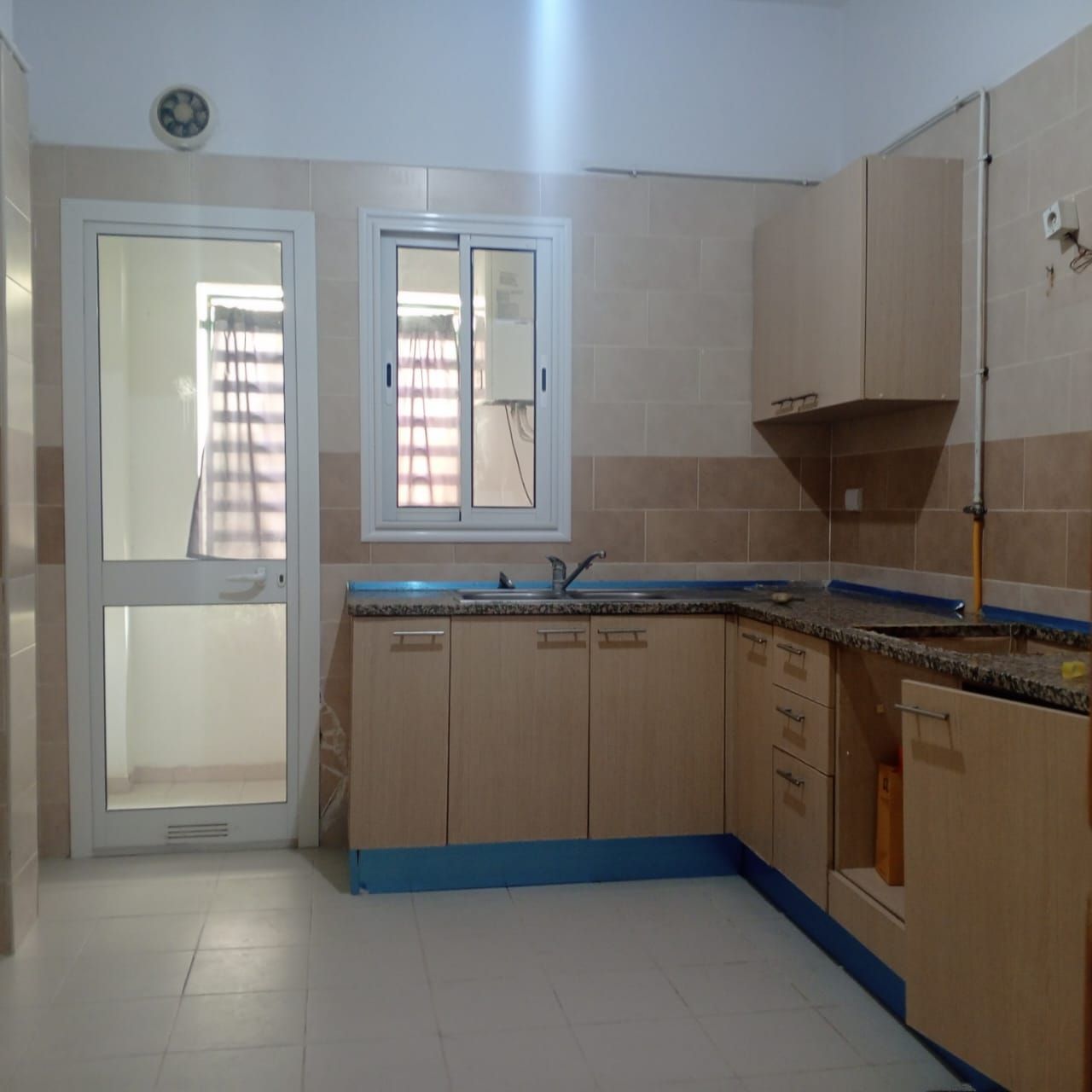 Raoued&nbsp;Raoued&nbsp;Vente&nbsp;Appart. 4 pi�ces&nbsp;Appart s3 a bhar lazreg proche la closerie