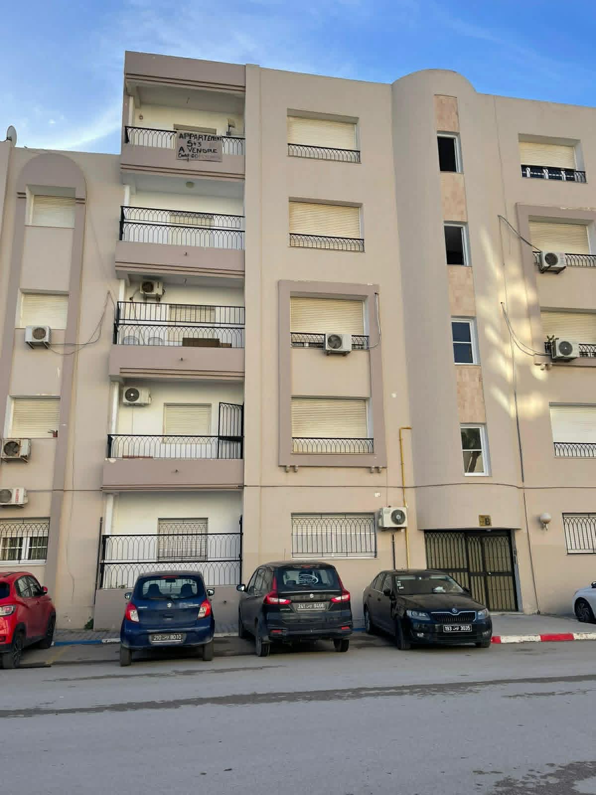 Ain Zaghouan&nbsp;Ain Zaghouan&nbsp;Vente&nbsp;Appart. 4 pi�ces&nbsp;Appartement haut standig