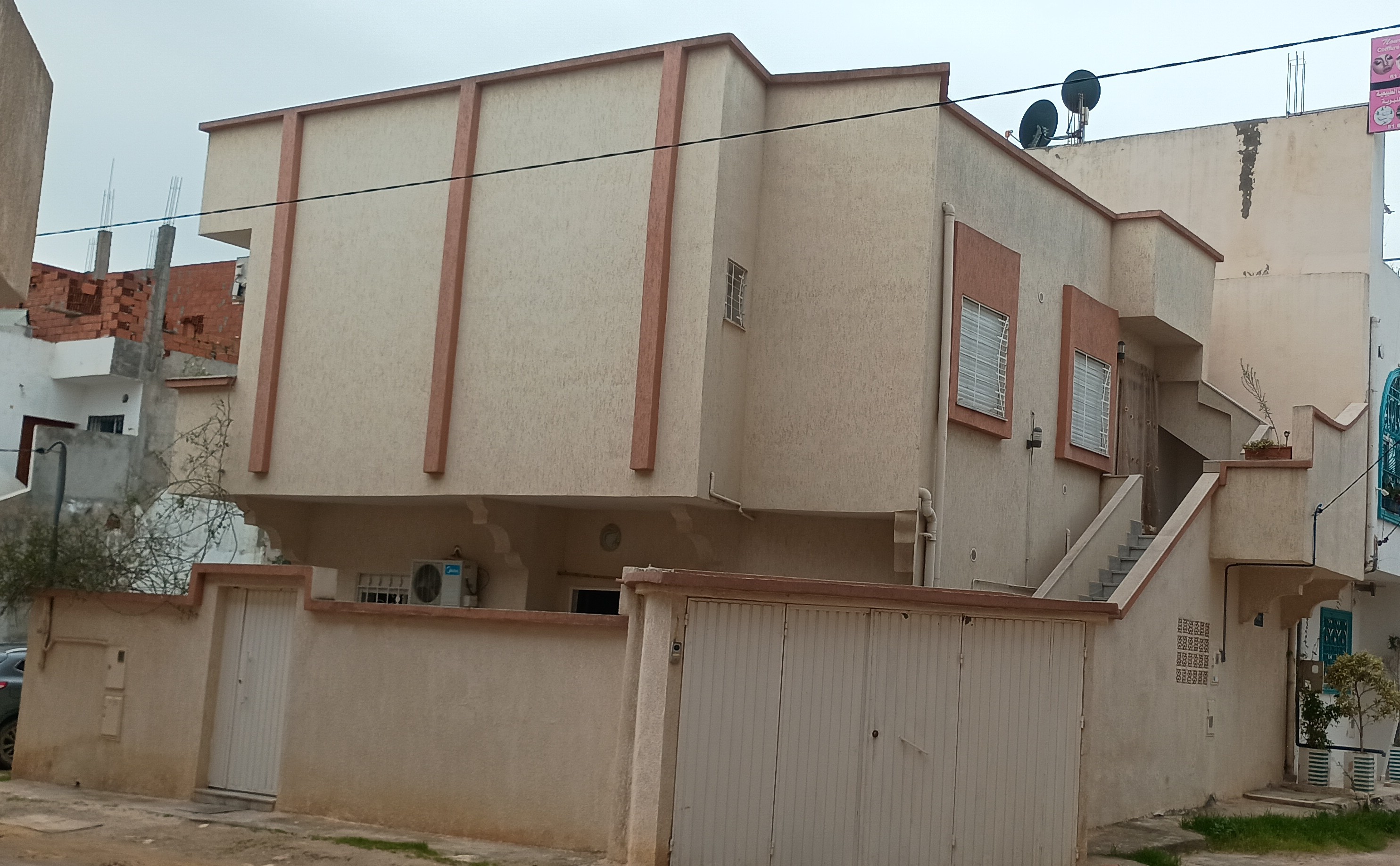 Mannouba&nbsp;Denden&nbsp;Vente&nbsp;Maisons&nbsp;Deux appartements