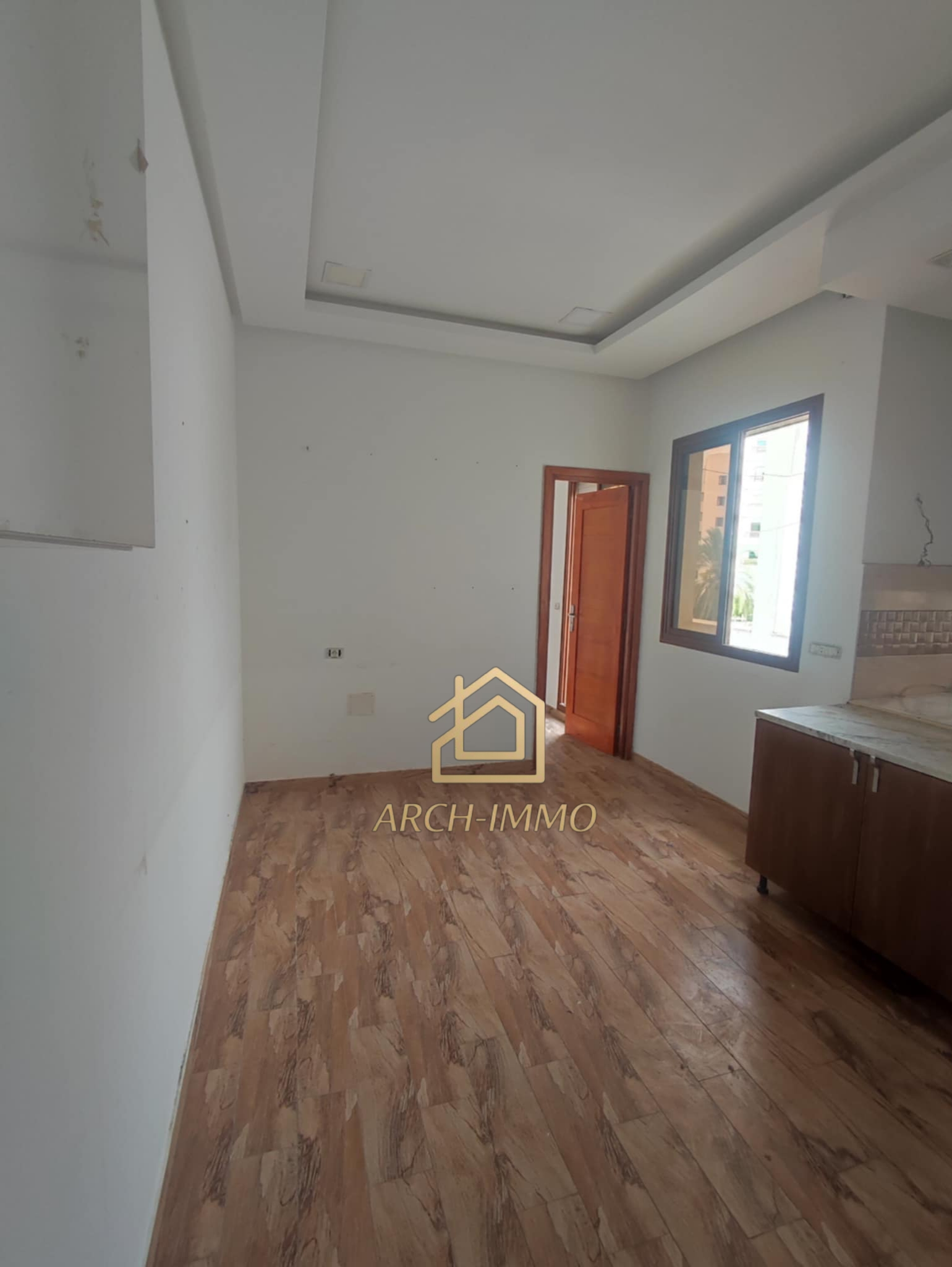 Bab Bhar&nbsp;Hedi Chaker&nbsp;Location&nbsp;Appart. 3 pi�ces&nbsp;Un s2 � hedi checker lafayette