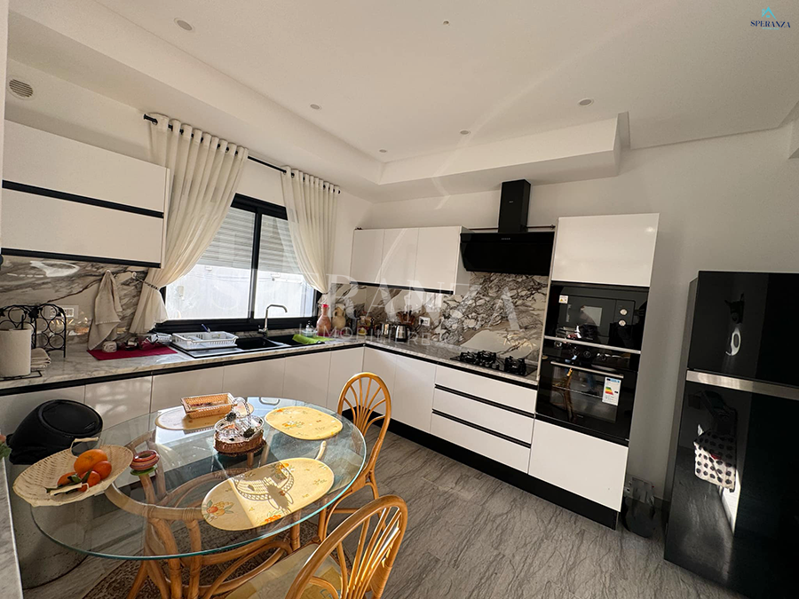 Hammamet&nbsp;Hammamet&nbsp;Vente&nbsp;Appart. 4 pi�ces&nbsp;Duplex koukou