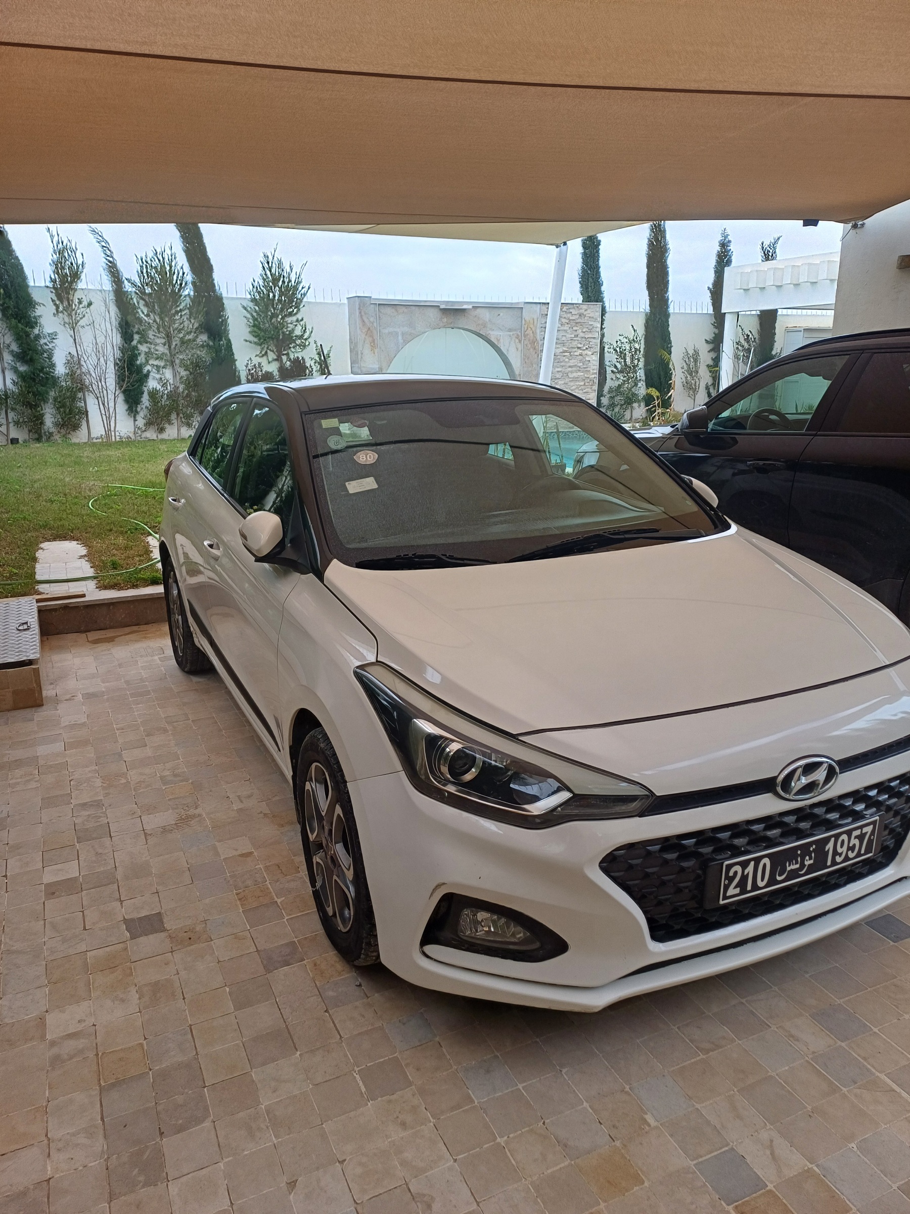La Marsa&nbsp;Gammart&nbsp;Hyundai&nbsp;Autre Mod�le&nbsp;I 20  blanche gls mod�le 2019 ttes options