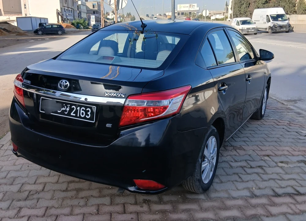 Bou Mhel El Bassatine&nbsp;Bou Mhel&nbsp;Toyota&nbsp;Yaris&nbsp;Toyota yaris essence