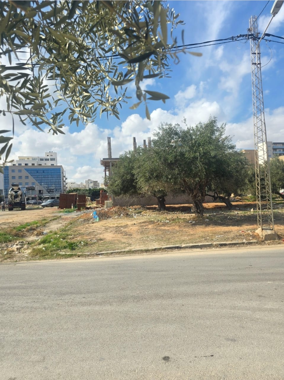 Sousse Jaouhara&nbsp;Sousse Khezama&nbsp;Vente&nbsp;Surfaces&nbsp;Terrain de 393 m2  lot de coin