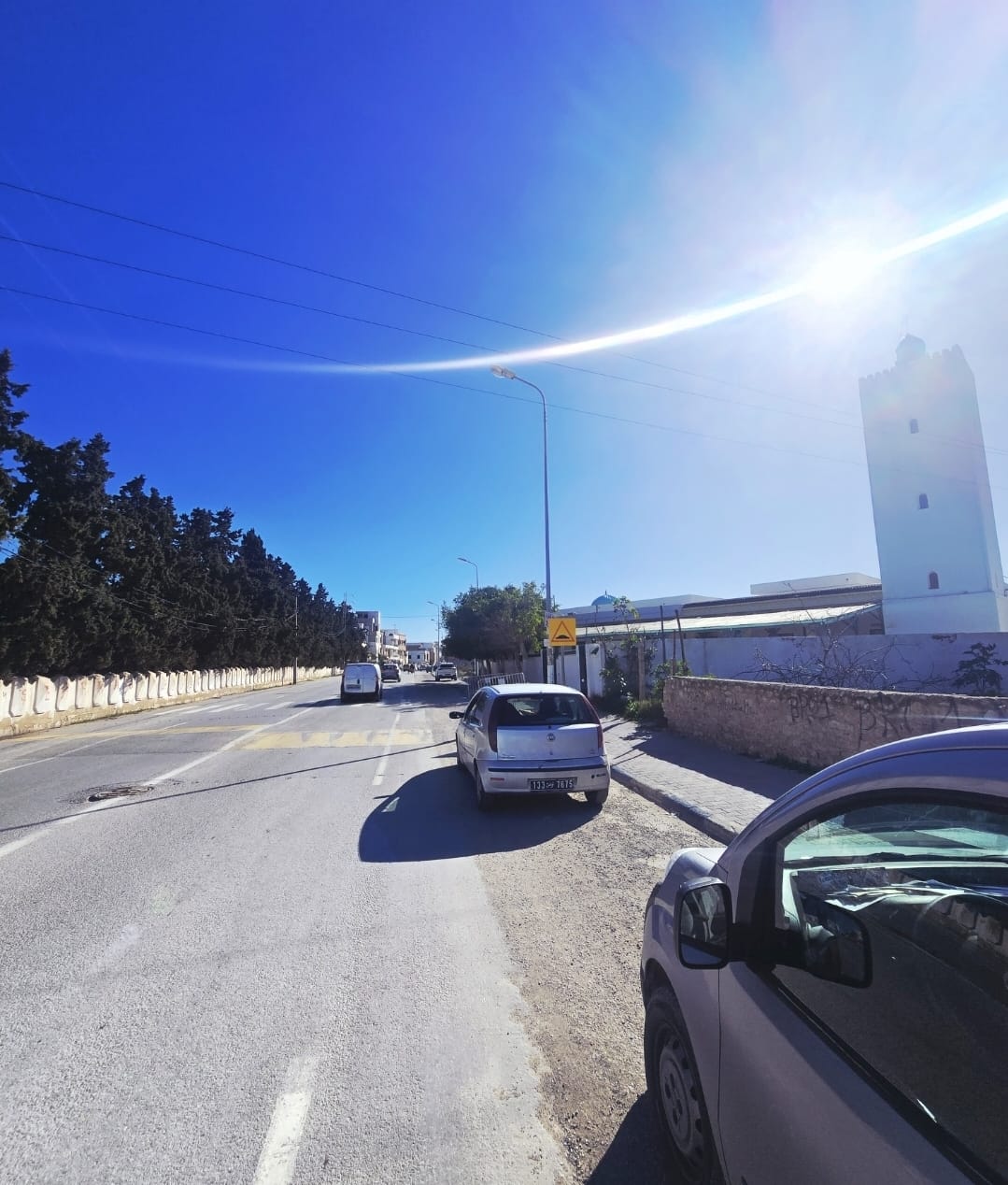 Akouda&nbsp;Chatt Meriem&nbsp;Vente&nbsp;Appart. 2 pi�ces&nbsp;Terrain 500 m2  �  route touristique chatt meriem