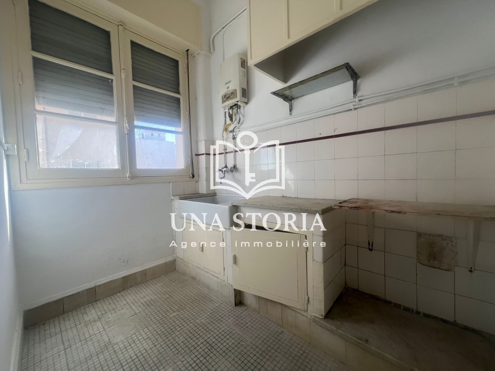 Bab Bhar&nbsp;Republique&nbsp;Vente&nbsp;Autre&nbsp;Immeuble au plein centre ville