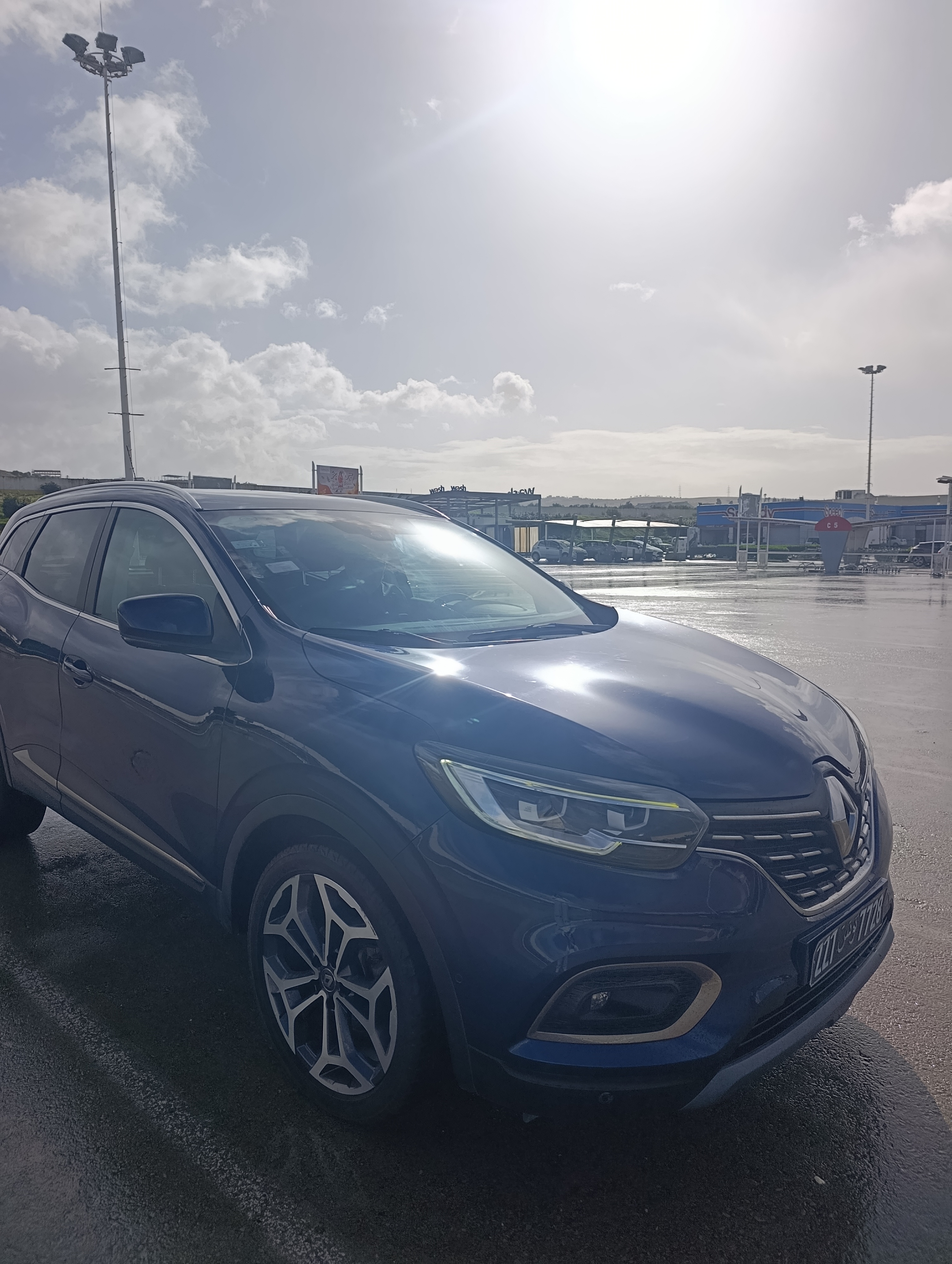 Raoued&nbsp;El Brarja&nbsp;Renault&nbsp;Autre Mod�le&nbsp;Renault kadjar bleu