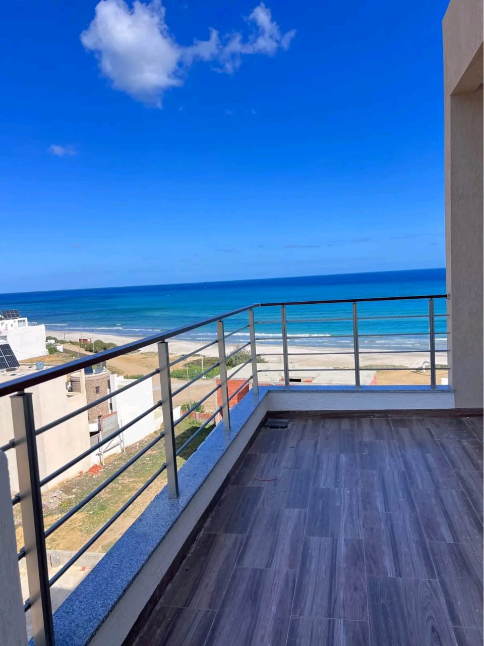 Hammam El Ghezaz&nbsp;Ezzahra&nbsp;Vente&nbsp;Appart. 3 pi�ces&nbsp;Appartement de luxe avec vue sur mer