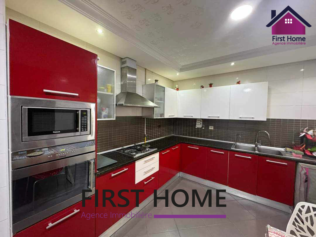 La Soukra&nbsp;La Soukra&nbsp;Vente&nbsp;Maisons&nbsp;Magnifique triplex a la soukra