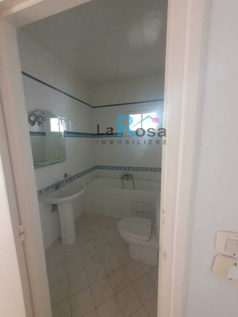 El Menzah&nbsp;El Manar 2&nbsp;Vente&nbsp;Appart. 4 pi�ces&nbsp;Un vaste appartement s3 � manar2