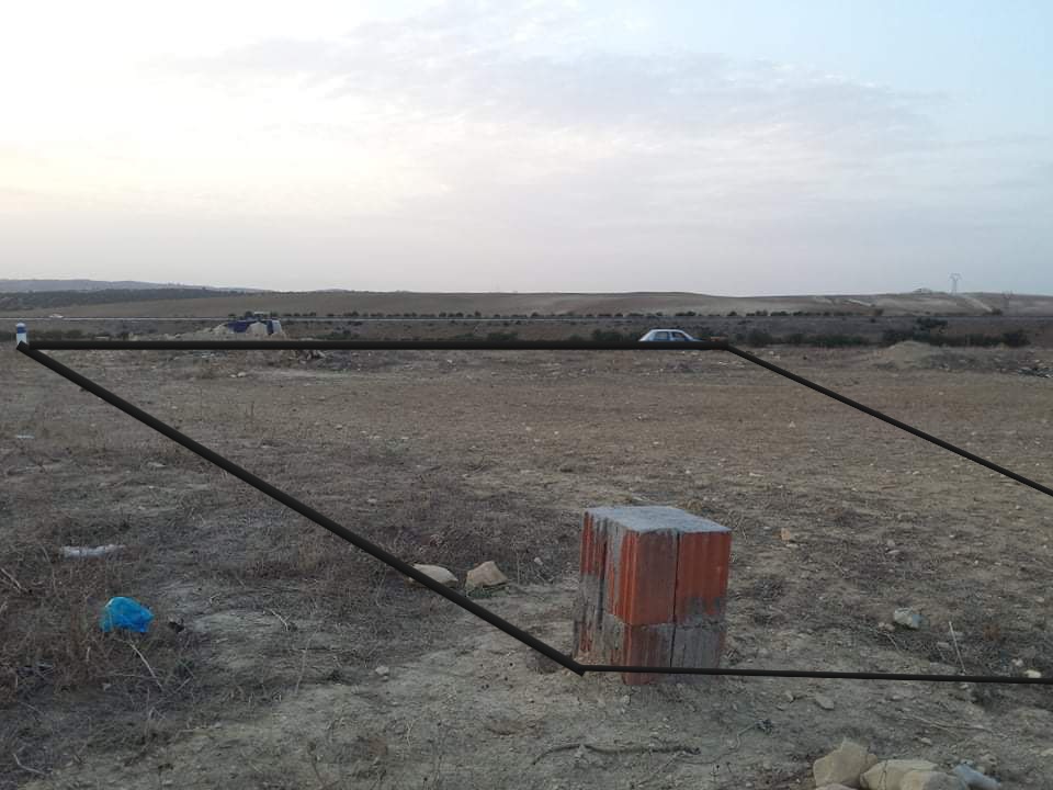 Sidi Hassine&nbsp;Borj Chakir&nbsp;Terrain&nbsp;Terrain nu&nbsp;Terrain sur axe autoroutier a3