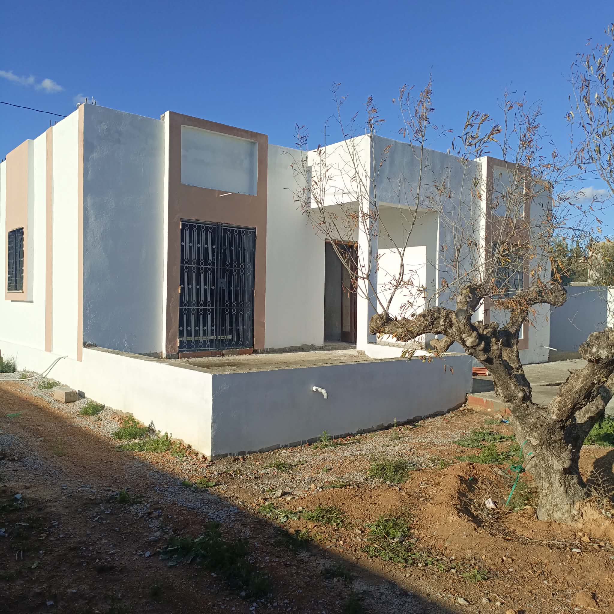 Hammamet&nbsp;Hammamet&nbsp;Vente&nbsp;Appart. 3 pi�ces&nbsp;Av villa de 400m terrain � hammamet sud