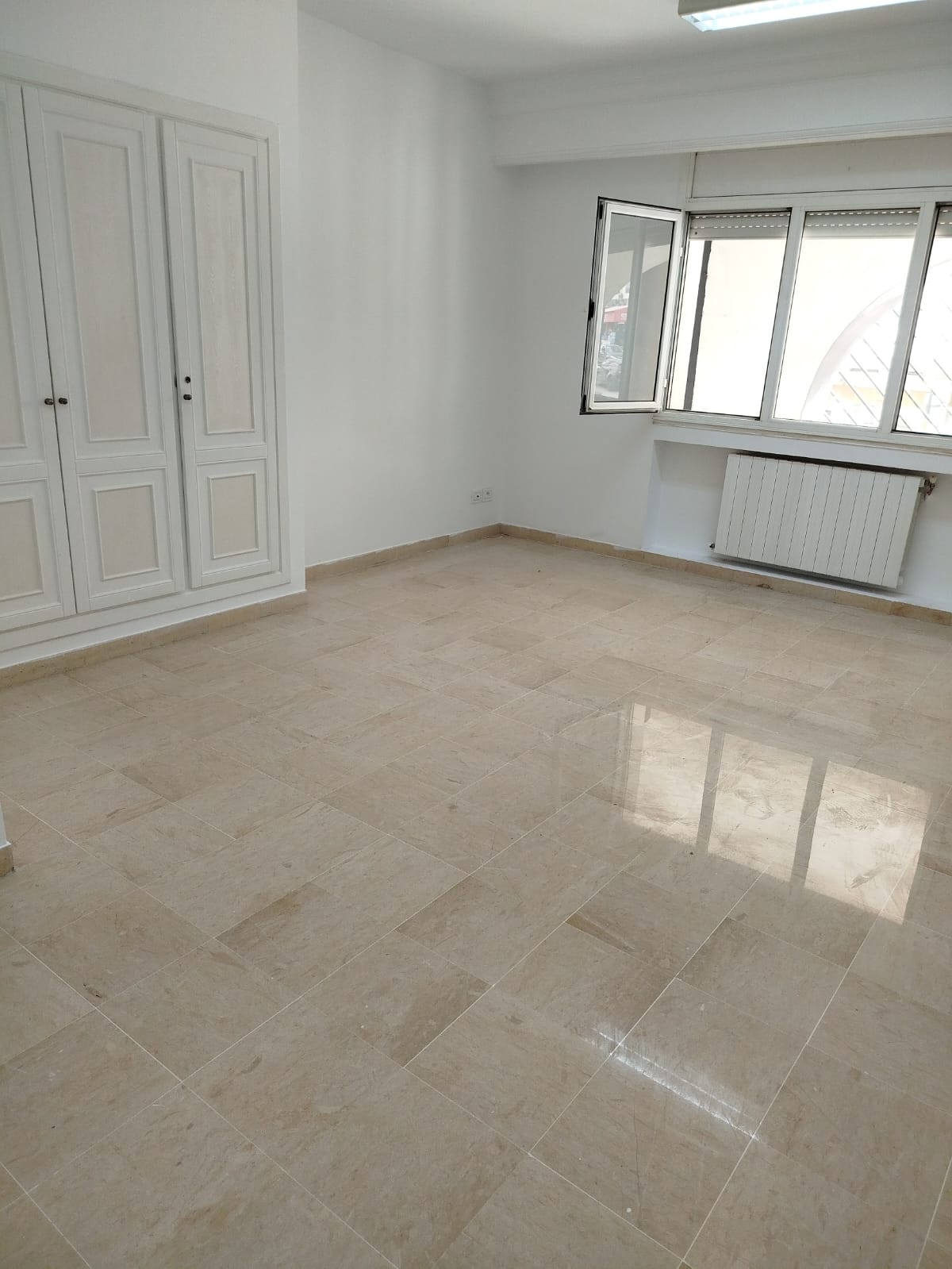 Ariana Ville&nbsp;Cite Ennasr 1&nbsp;Vente&nbsp;Appart. 3 pi�ces&nbsp;S2 ennasr pr�s orange