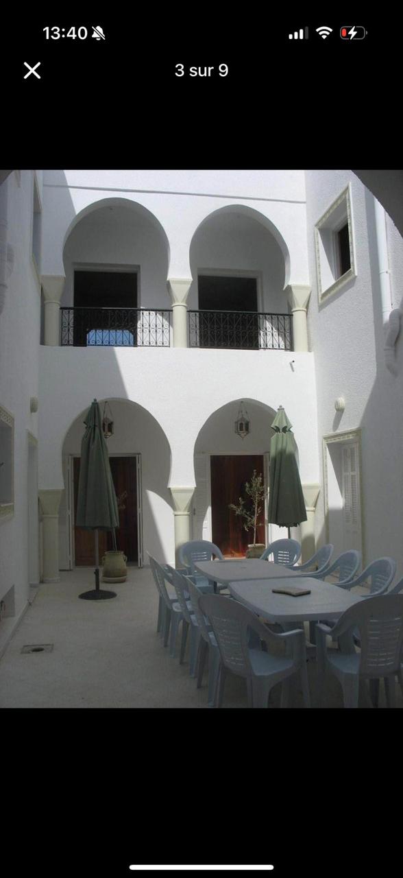 Monastir&nbsp;Zone Skanes&nbsp;Vente&nbsp;Maisons&nbsp;Villa 10chambres style marrocain a1 km de la plage