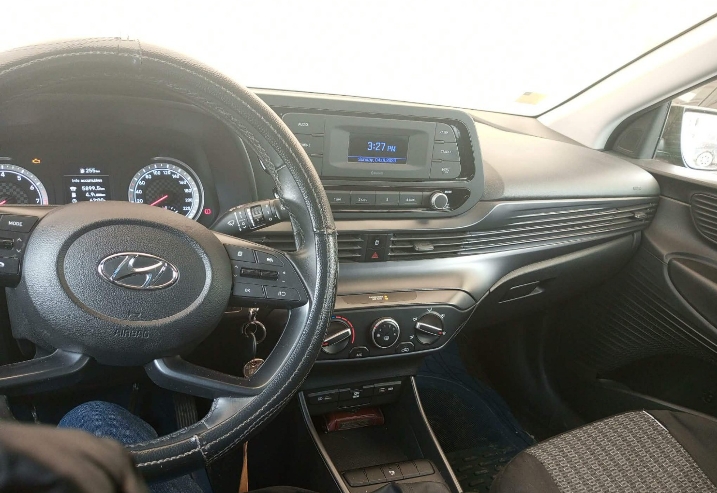 Mnihla&nbsp;Jardins d'el Menzah&nbsp;Hyosung&nbsp;Hyosung&nbsp;Hyundai i20 5cv essence