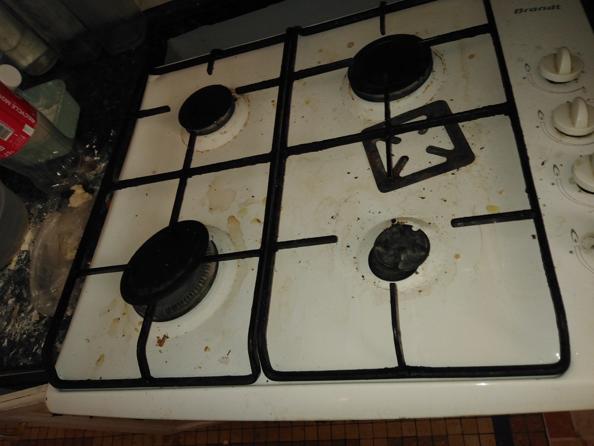 La Marsa&nbsp;Marsa Safsaf&nbsp;Four encastrable&nbsp;Autre&nbsp;Un four encastrable et une plaque de cuisson