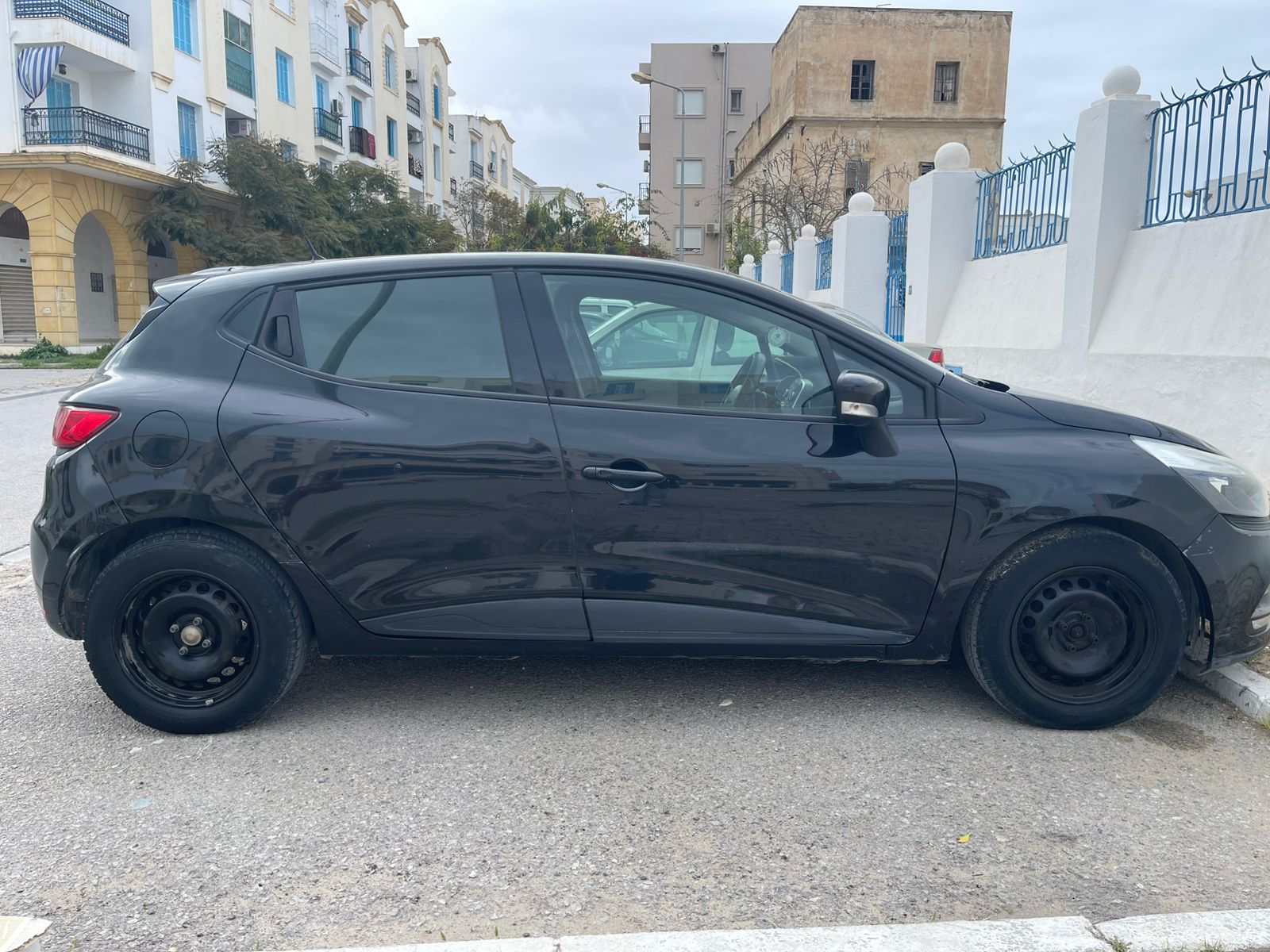 La Goulette&nbsp;La Goulette&nbsp;Renault&nbsp;Clio&nbsp;Clio 4 life plus