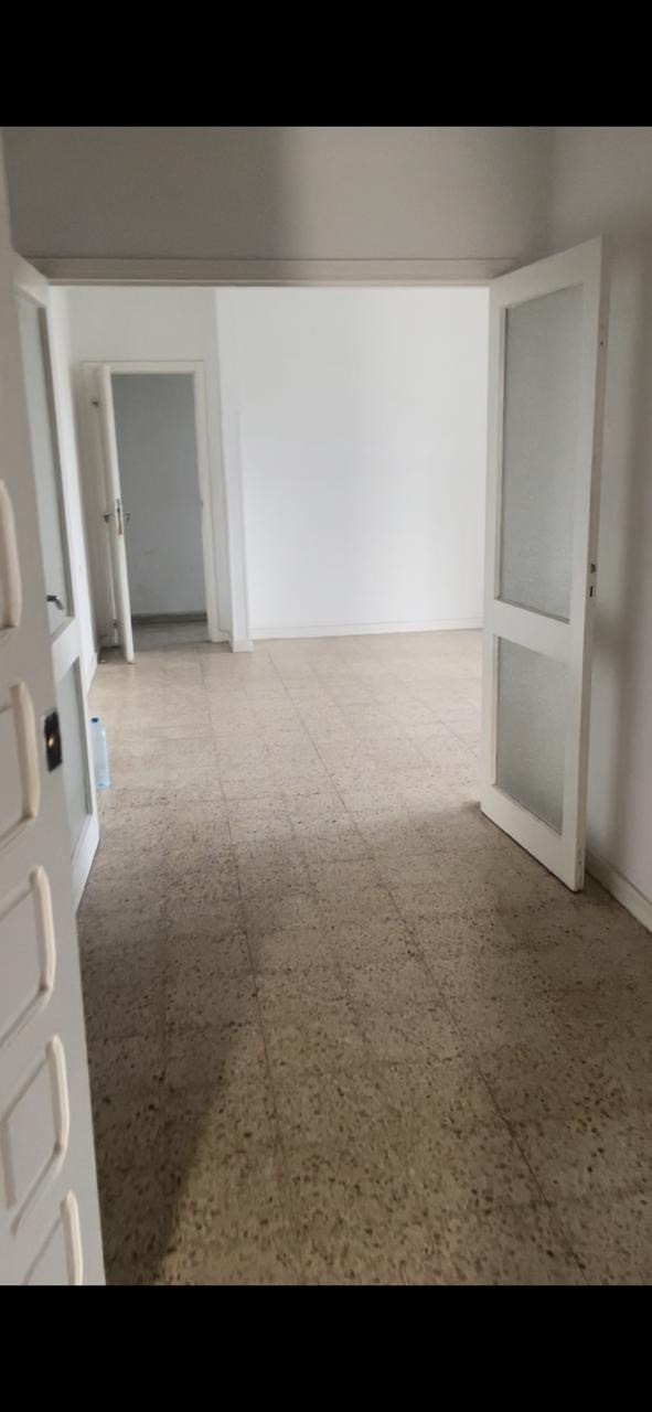 Ariana Ville&nbsp;El Menzah 5&nbsp;Vente&nbsp;Appart. 4 pi�ces&nbsp;Appt s3 menzah5  r�sidence les pyramides