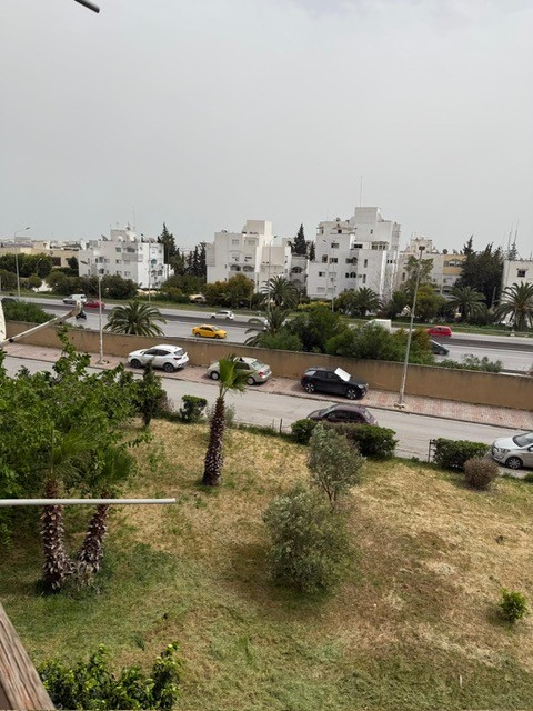 Ariana Ville&nbsp;El Menzah 5&nbsp;Vente&nbsp;Appart. 4 pi�ces&nbsp;Appt s3 menzah5  r�sidence les pyramides