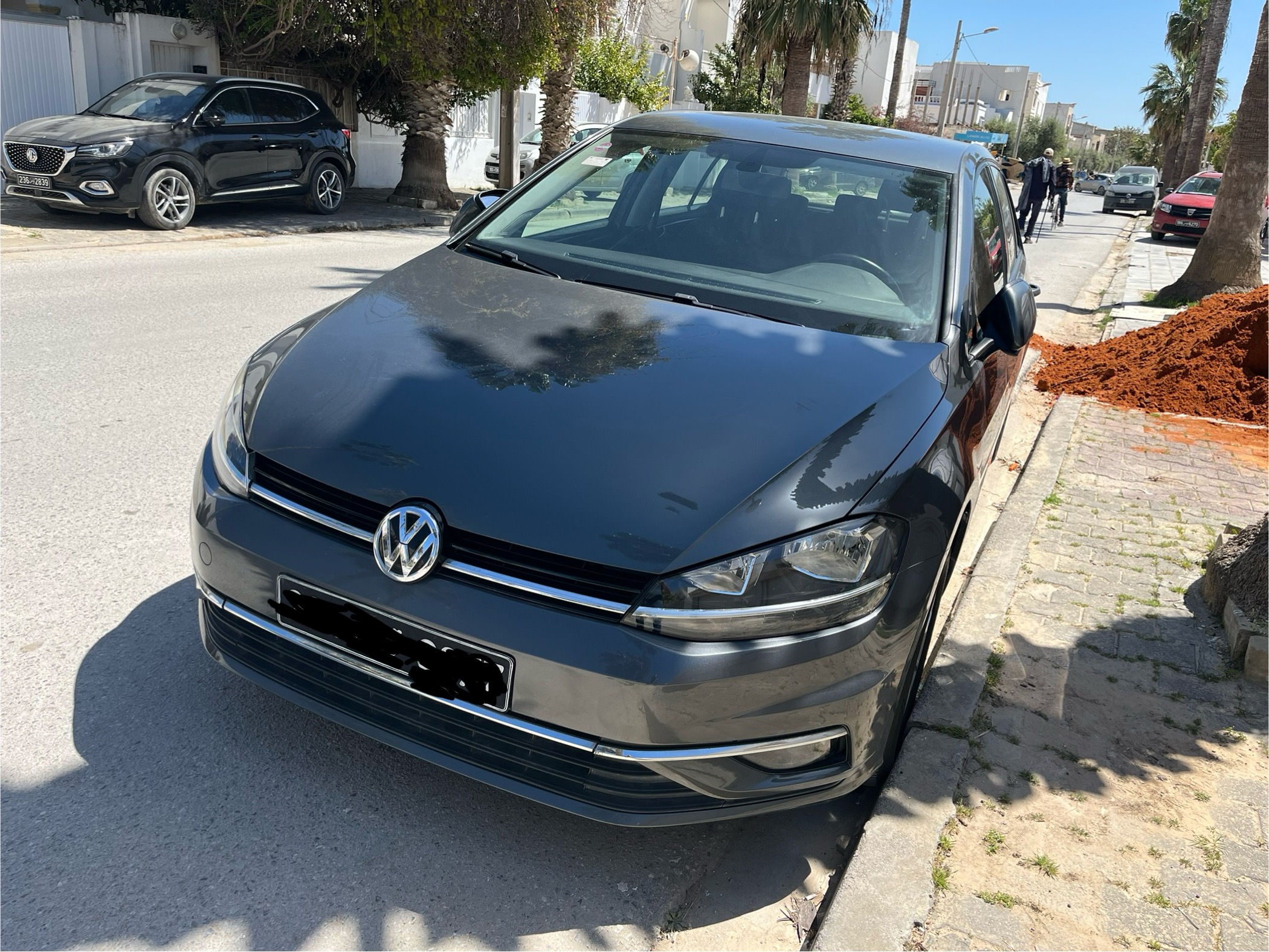 La Marsa&nbsp;Marsa Safsaf&nbsp;Volkswagen&nbsp;Golf 7&nbsp;Golf 7 gris shark en tr�s bon �tat