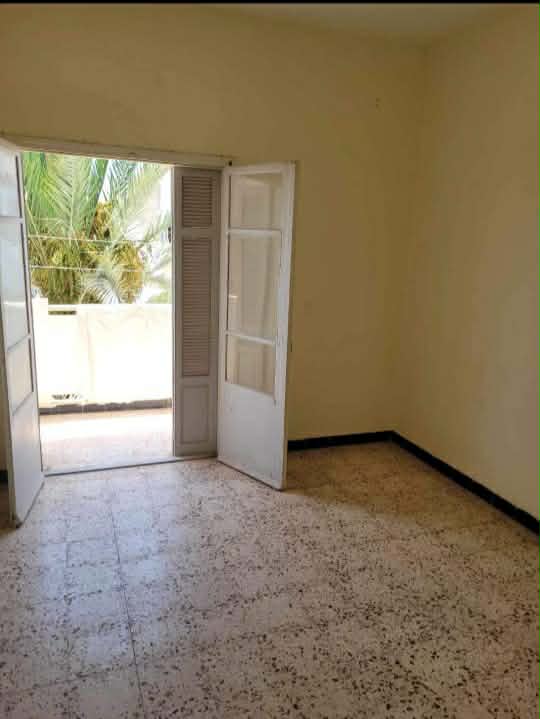 Sfax Ville&nbsp;Sfax&nbsp;Vente&nbsp;Appart. 4 pi�ces&nbsp;Appartement cit� jardin