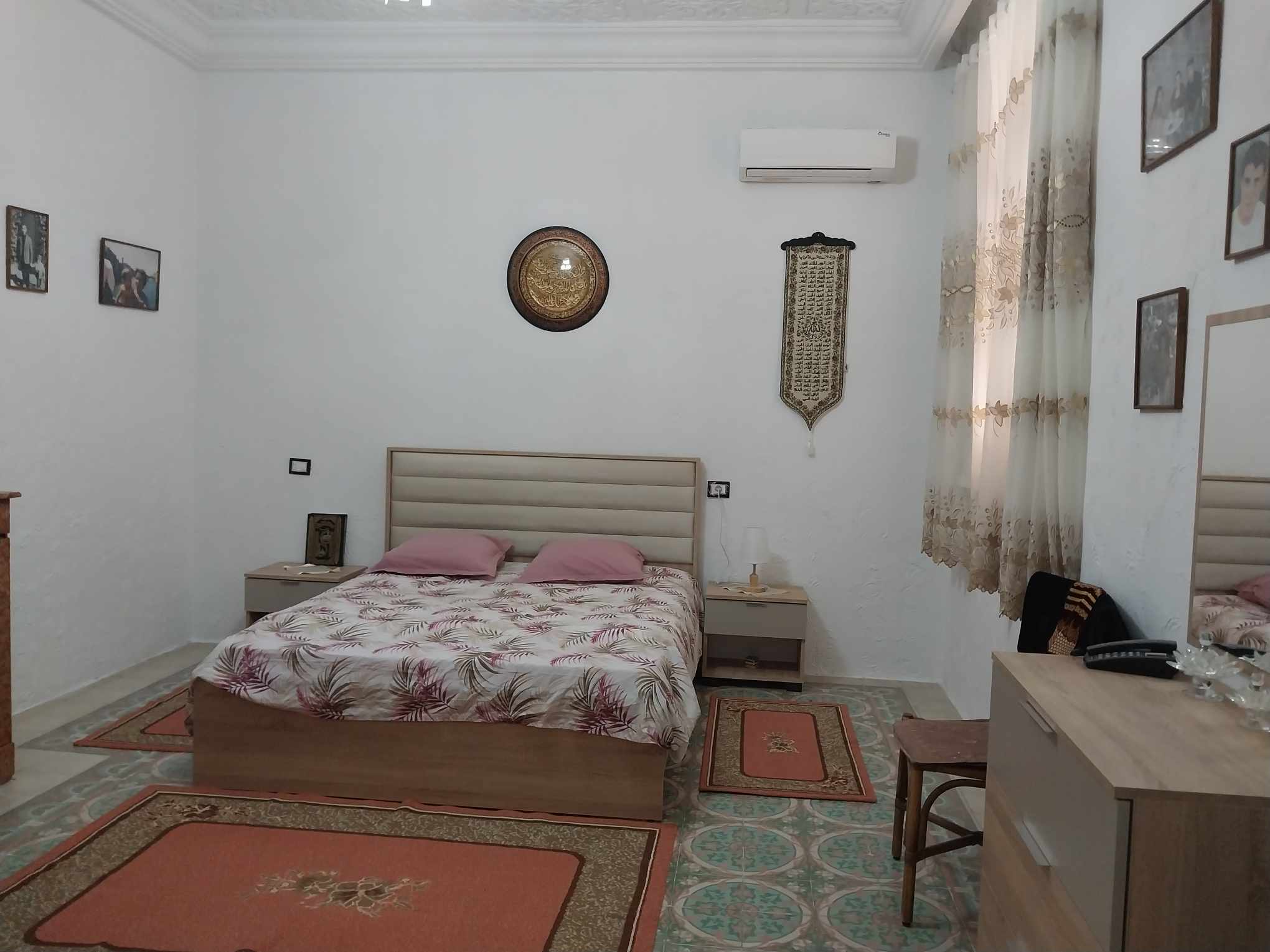 Bab Bhar&nbsp;Bab Bhar&nbsp;Vente&nbsp;Appart. 5 pi�ces+&nbsp;Appartement en bon �tat � la place de barcelone