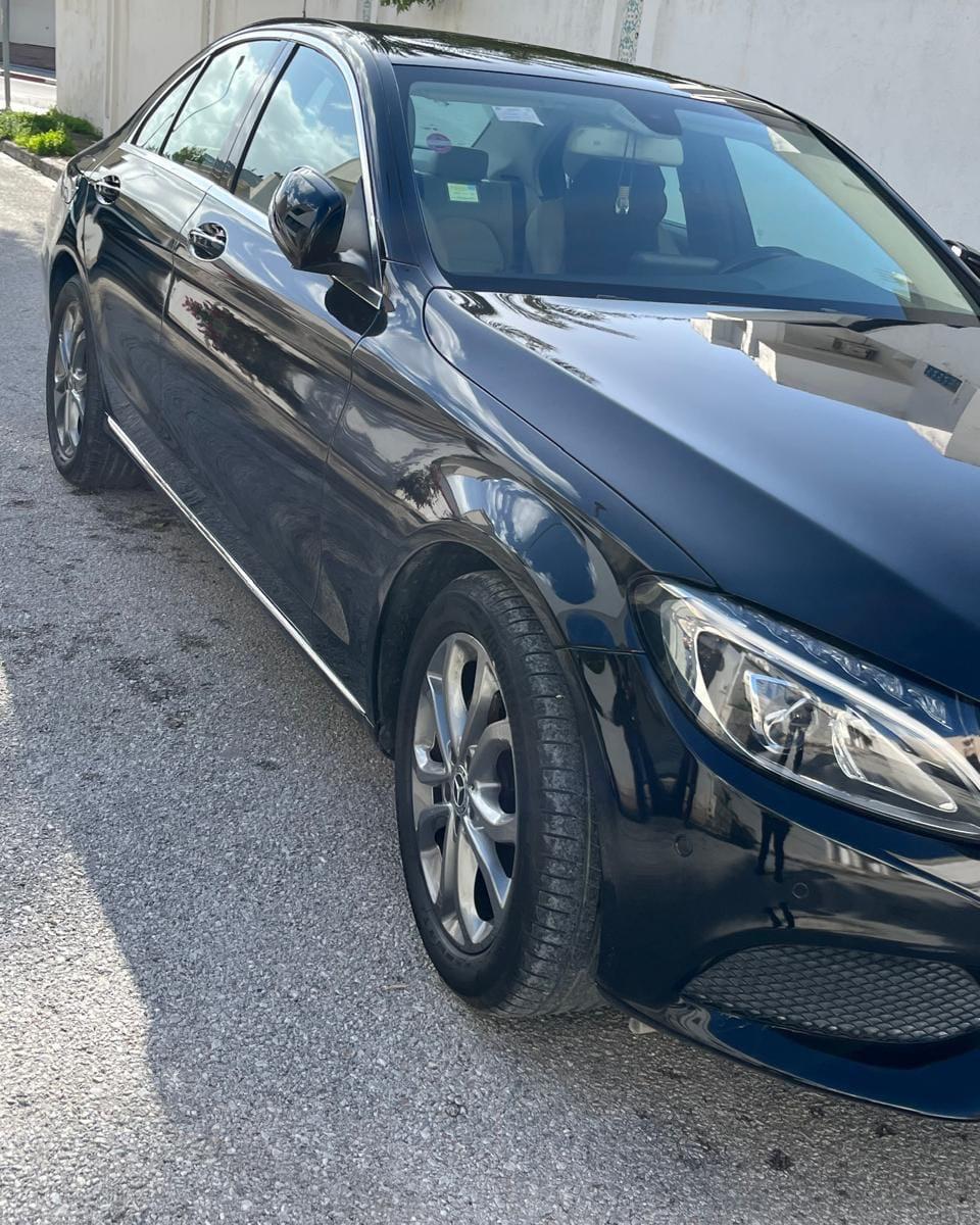 Ariana Ville&nbsp;Cite Ennasr 1&nbsp;Mercedes&nbsp;C&nbsp;Mercedes classe c tres bon etat