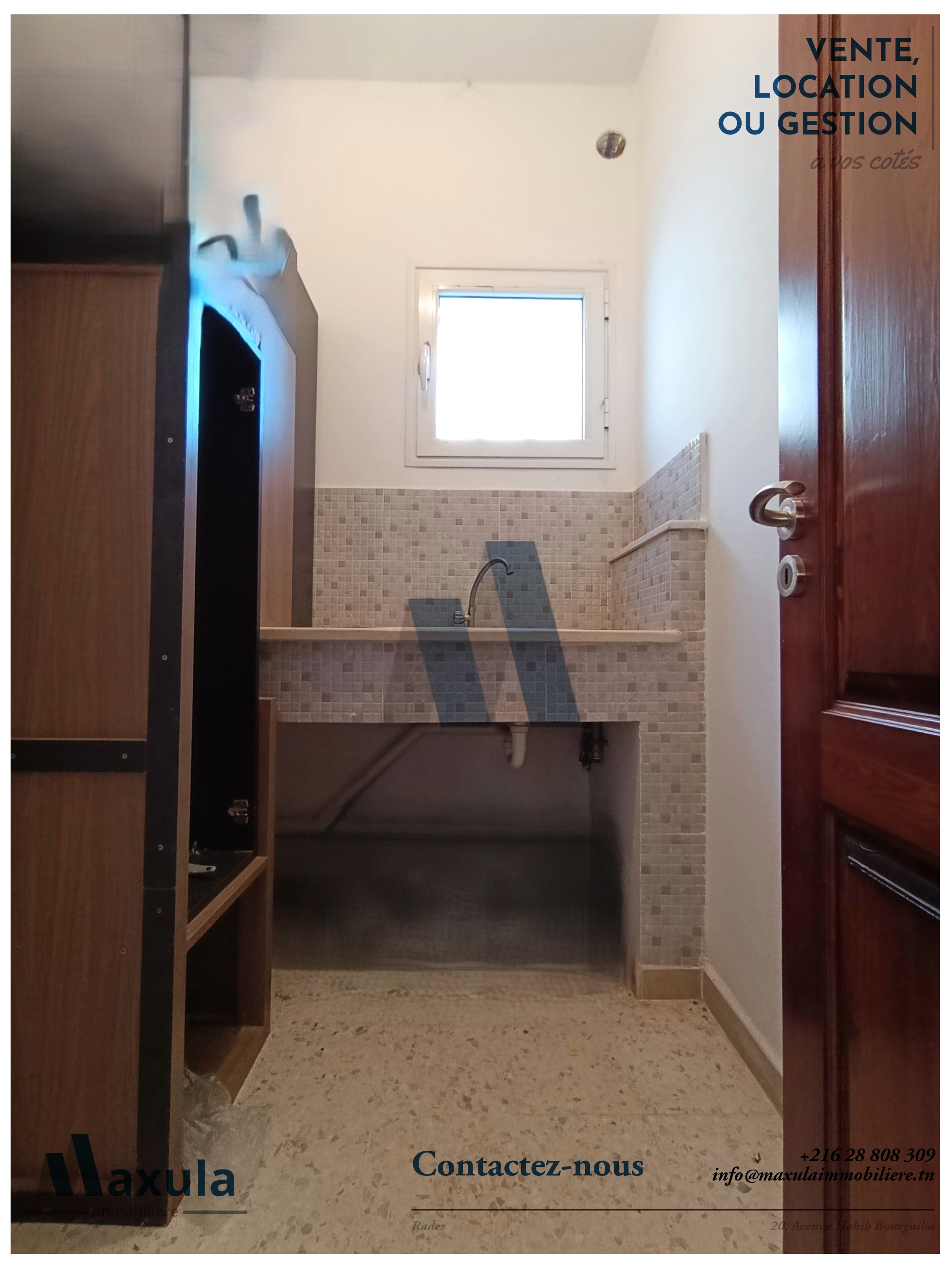 Rades&nbsp;Rades&nbsp;Bureaux & Commerces&nbsp;Bureau&nbsp;Immeuble bureautique r2 a rades