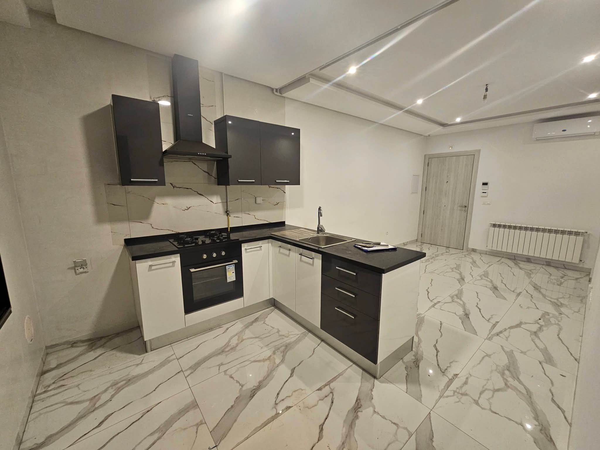 Ariana Ville&nbsp;Cite Ennasr 2&nbsp;Location&nbsp;Appart. 2 pi�ces&nbsp;S1 1050 d ennasr 2