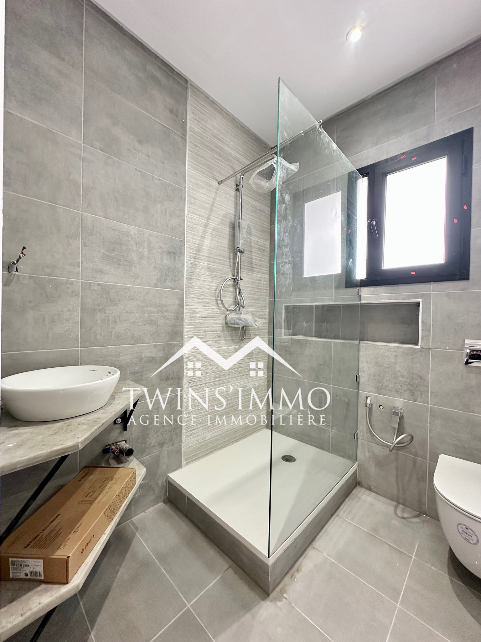 La Marsa&nbsp;Marsa Ennassim&nbsp;Location&nbsp;Maisons&nbsp;Villa s4 avec jardin � la marsa