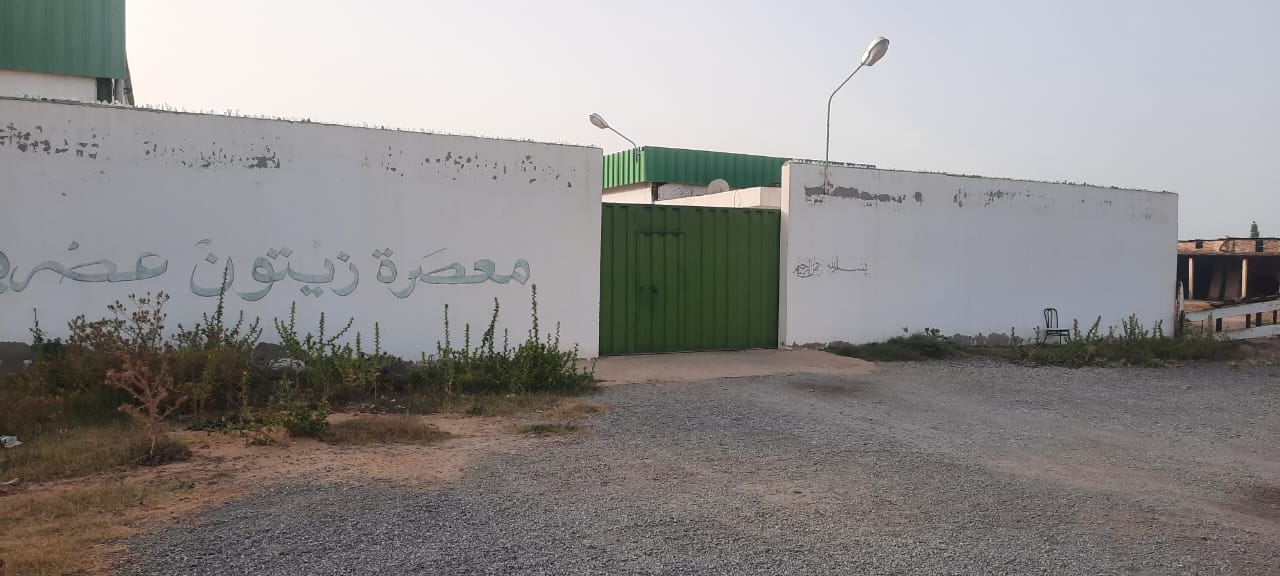 Sidi Bou Ali&nbsp;Sidi Bou Ali&nbsp;Location&nbsp;Autre&nbsp;Local industriel huilerie d�p�t