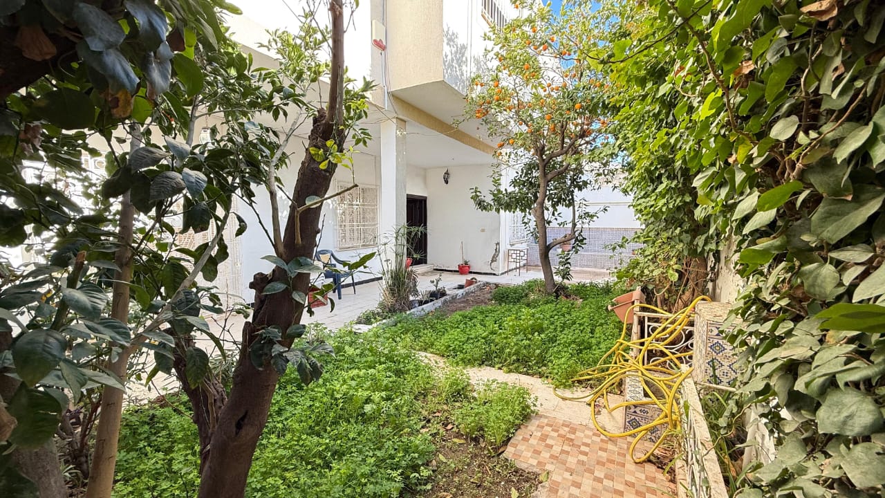 La Soukra&nbsp;Borj Louzir&nbsp;Vente&nbsp;Maisons&nbsp;Villa de deux �tages ind�pendants borj louzir
