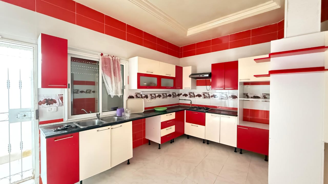 La Soukra&nbsp;Borj Louzir&nbsp;Vente&nbsp;Maisons&nbsp;Villa de deux �tages ind�pendants borj louzir