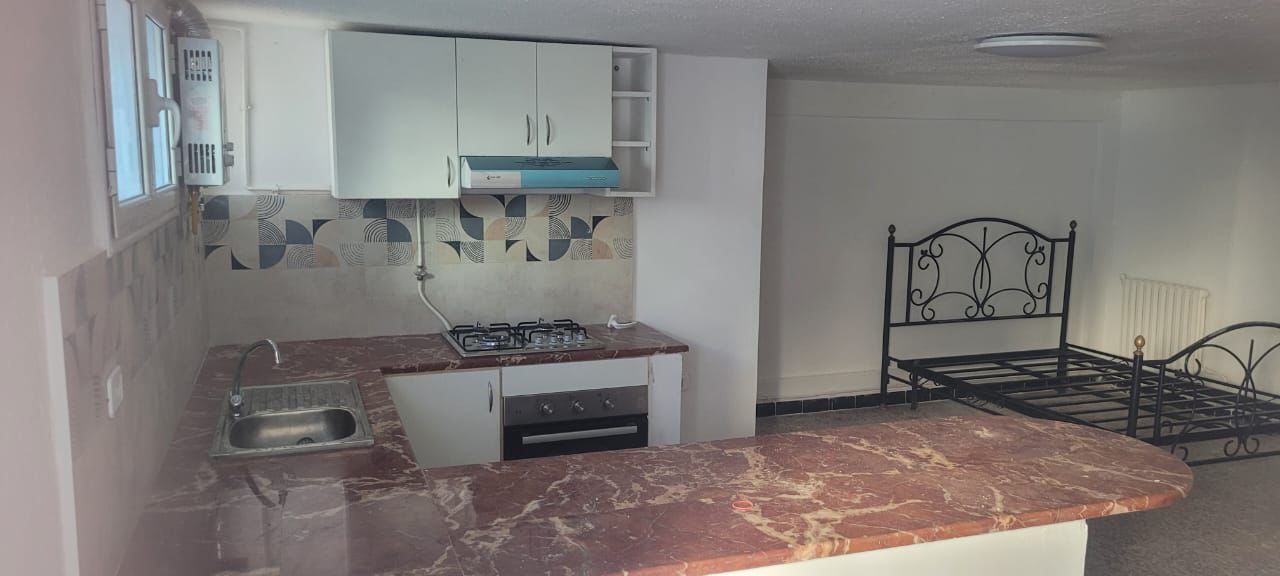 Ariana Ville&nbsp;El Menzah 5&nbsp;Location&nbsp;Maisons&nbsp;Studio s0 meubl� aux uv4 wb4468