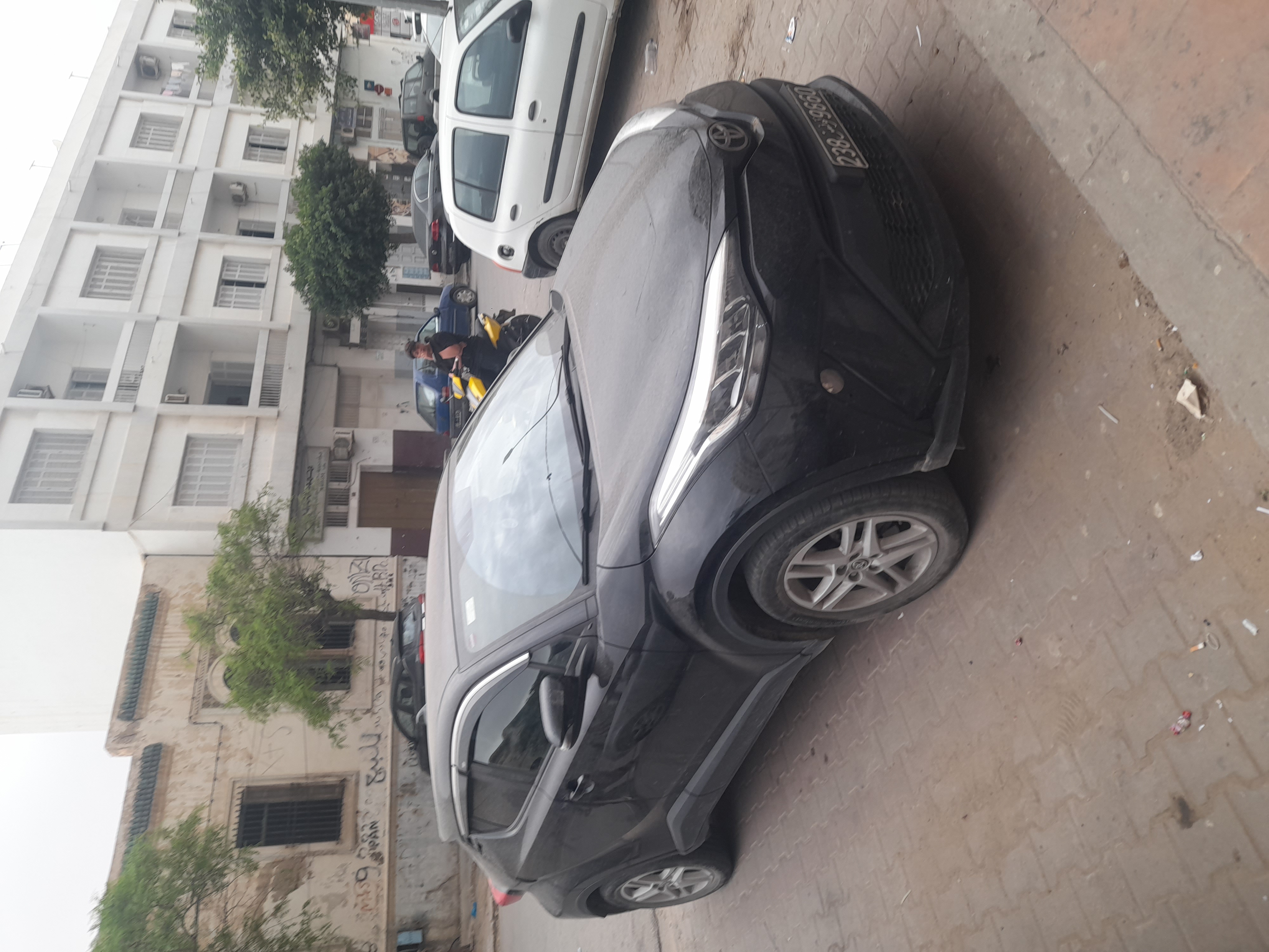 Kerkenah&nbsp;Ouled Yaneg&nbsp;Toyota&nbsp;Autre Mod�le&nbsp;Toyota chr premi�re main