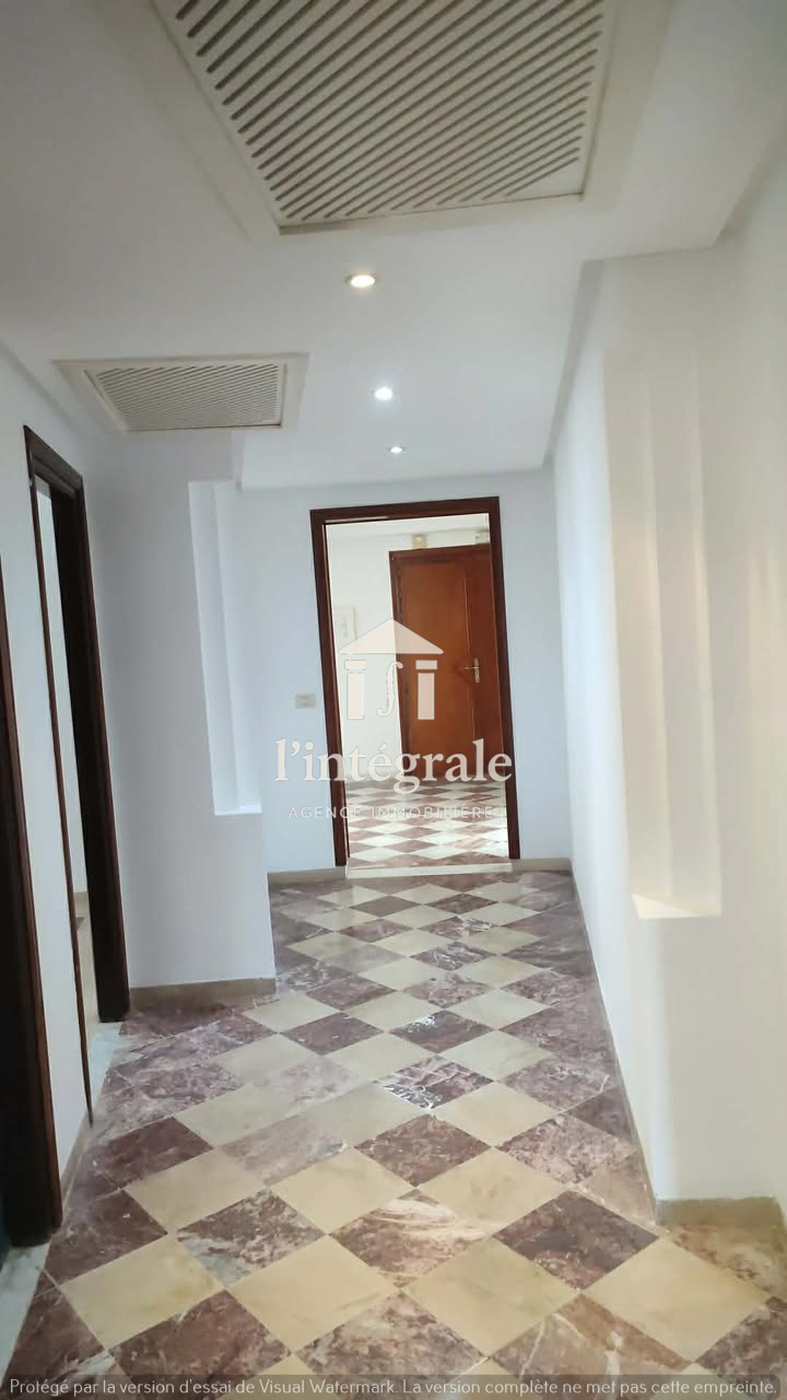 Ariana Ville&nbsp;Cite Ennasr 2&nbsp;Location&nbsp;Appart. 4 pi�ces&nbsp;Bel appartement s3 neuf � cit� ennaser