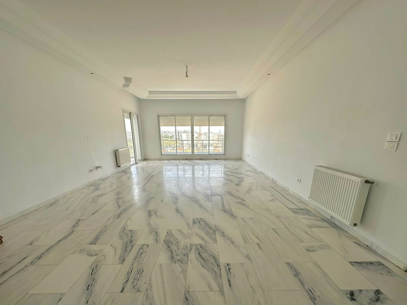 Ain Zaghouan&nbsp;Jardins de Carthage&nbsp;Location&nbsp;Appart. 4 pi�ces&nbsp;App s3 jardin de carthage pr�s de monoprix