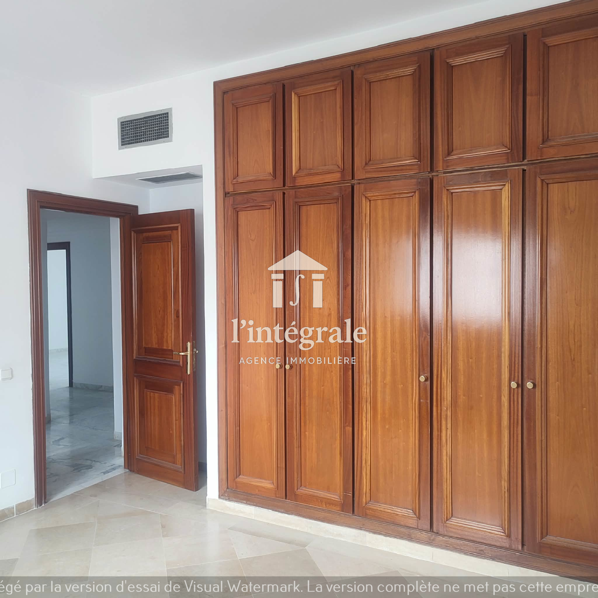 El Menzah&nbsp;Mutuelle Ville&nbsp;Location&nbsp;Appart. 5 pi�ces+&nbsp;Superbe appartement s4 de haut standing