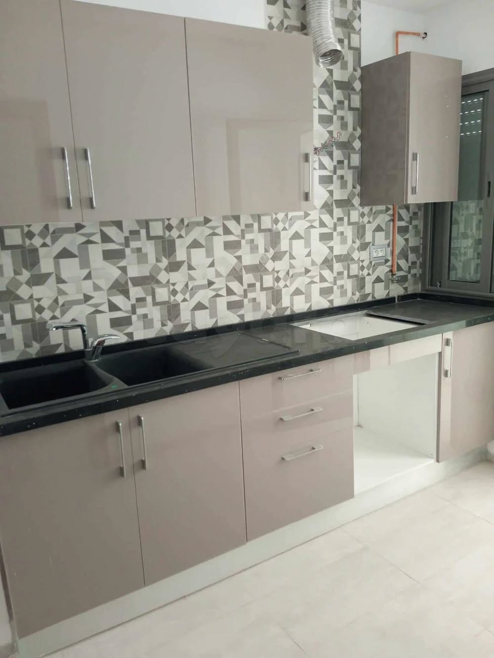 Mannouba&nbsp;La Mannouba&nbsp;Vente&nbsp;Appart. 4 pi�ces&nbsp;Un appartement s3 haut standing