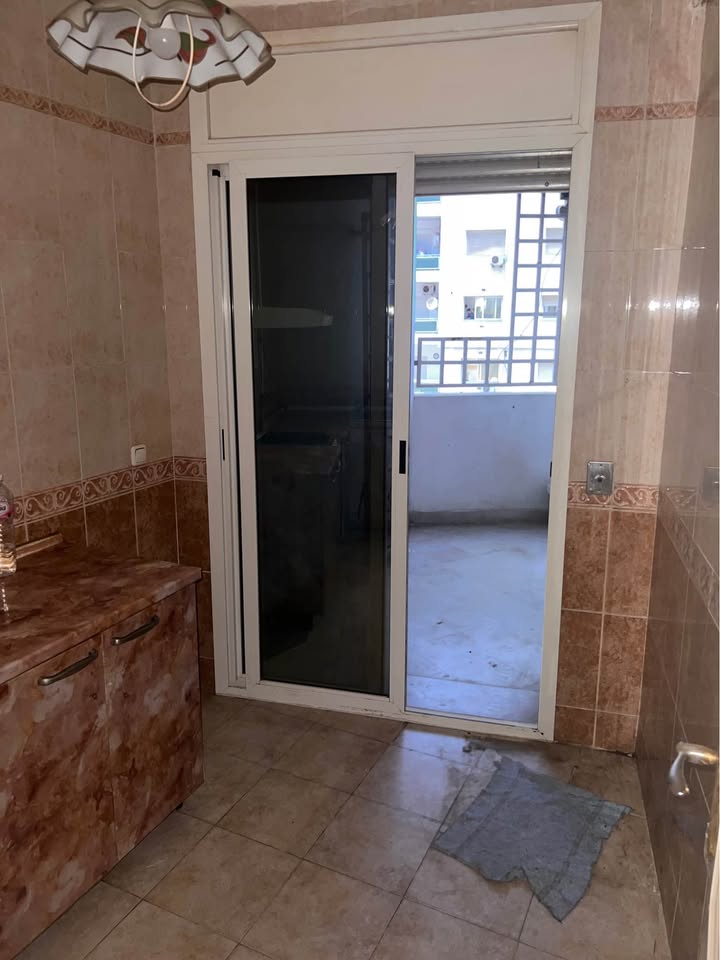 Ariana Ville&nbsp;Cite Ennasr 1&nbsp;Location&nbsp;Appart. 1 pi�ce&nbsp;Un joli appartement s1